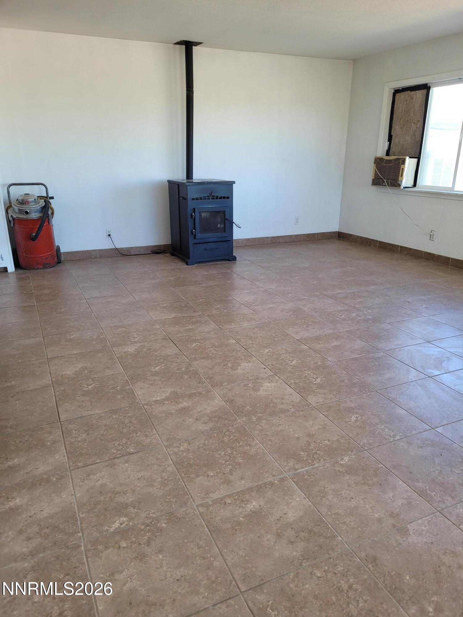 2615 Muddy Road Property Photo 3