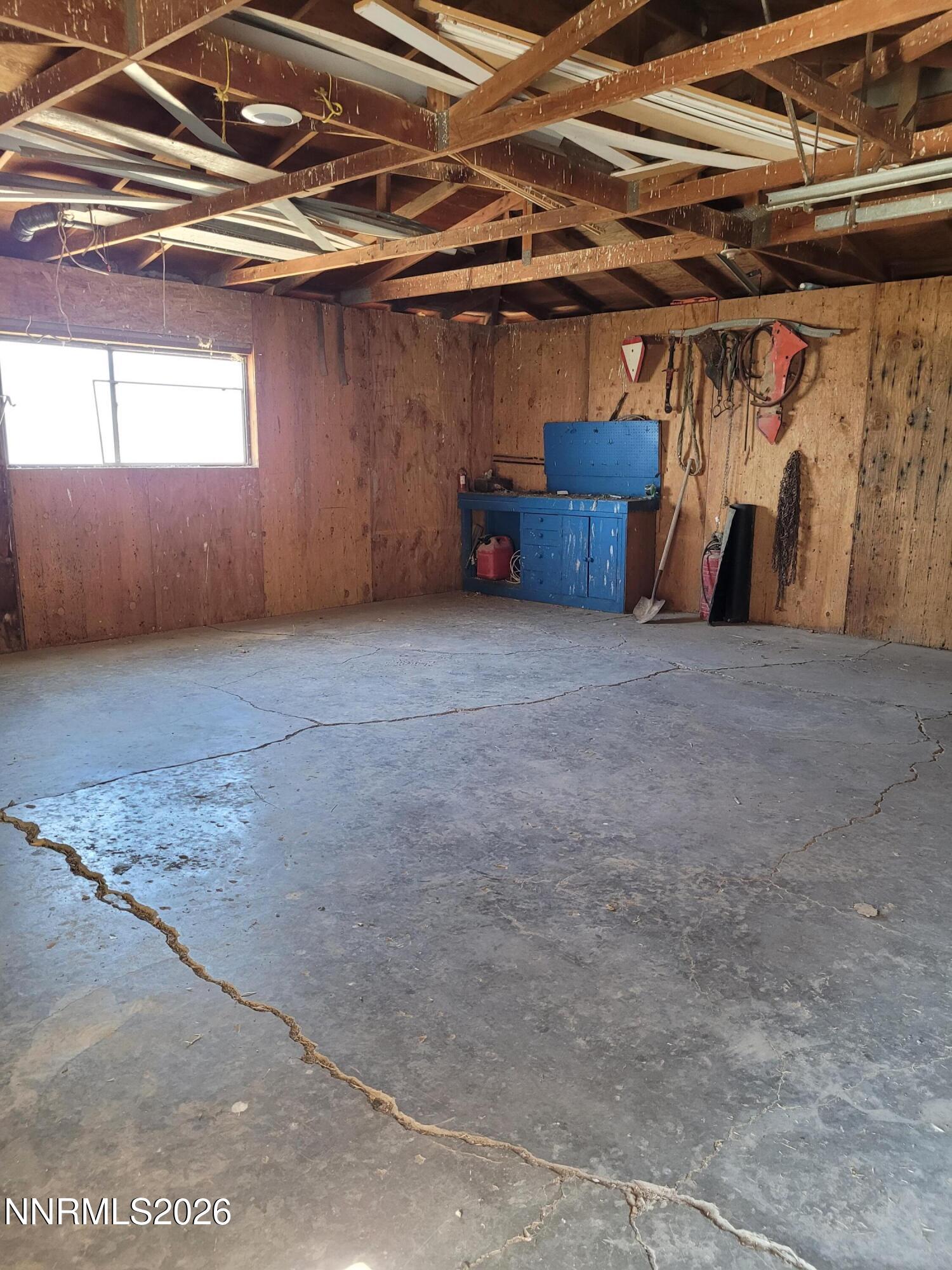 2615 Muddy Road Property Photo 6