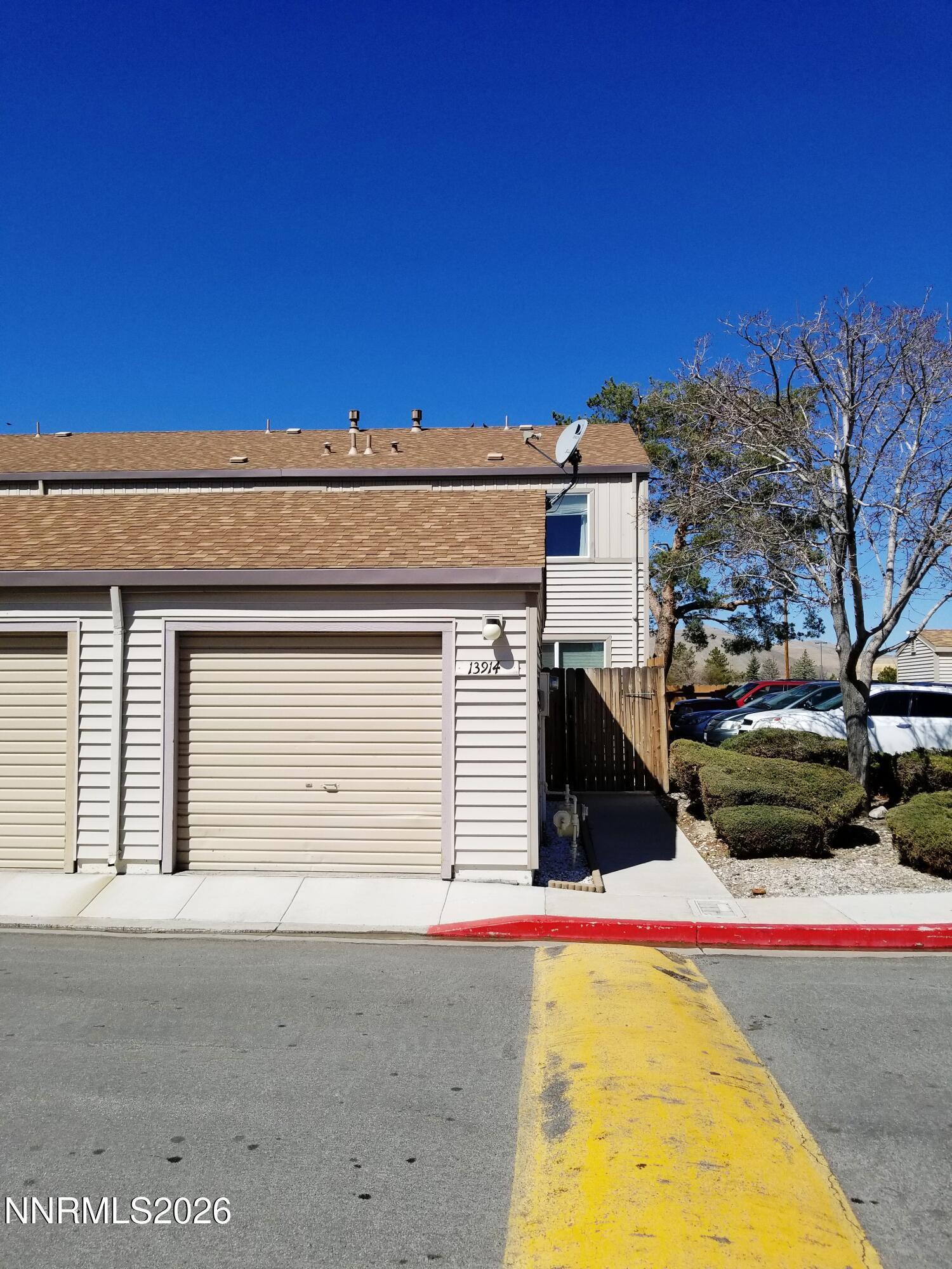 13914 Lear Boulevard Property Photo 1