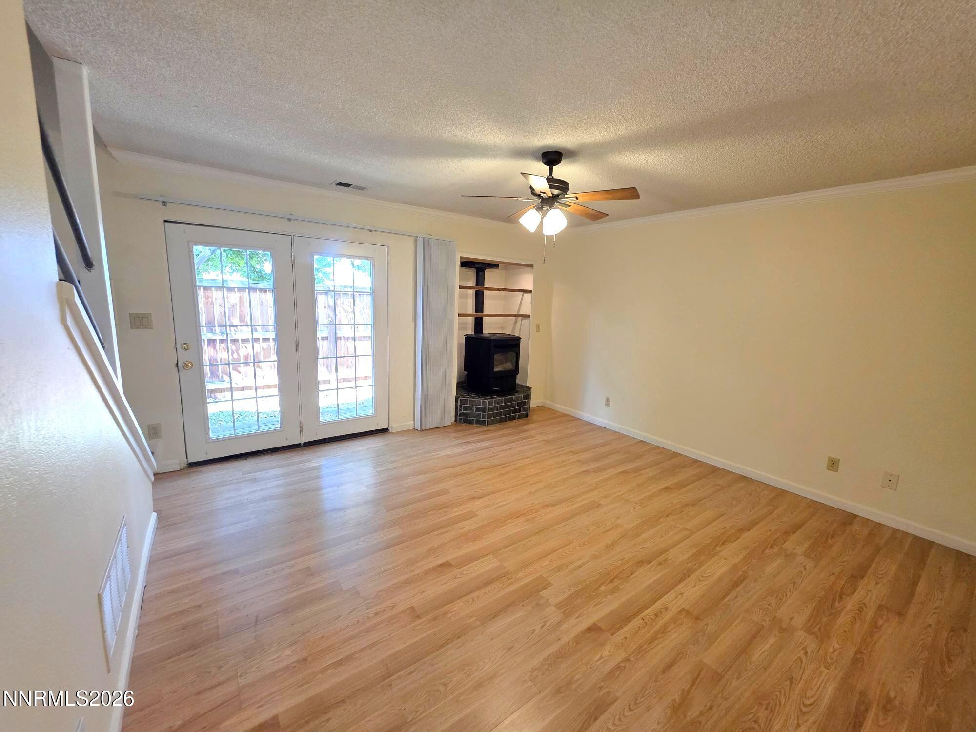 13914 Lear Boulevard Property Photo 9