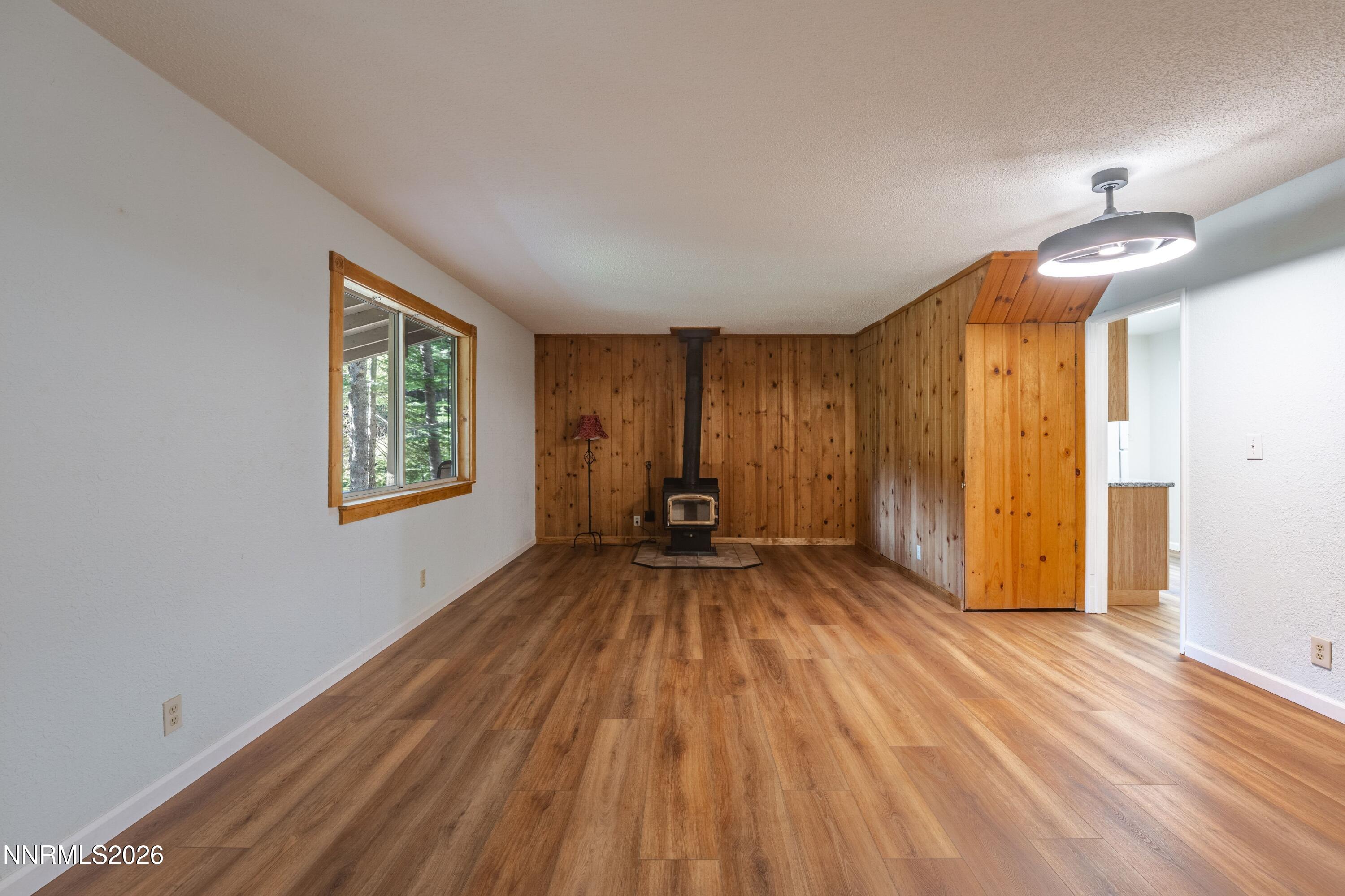 7075 Miami Court Property Photo 6