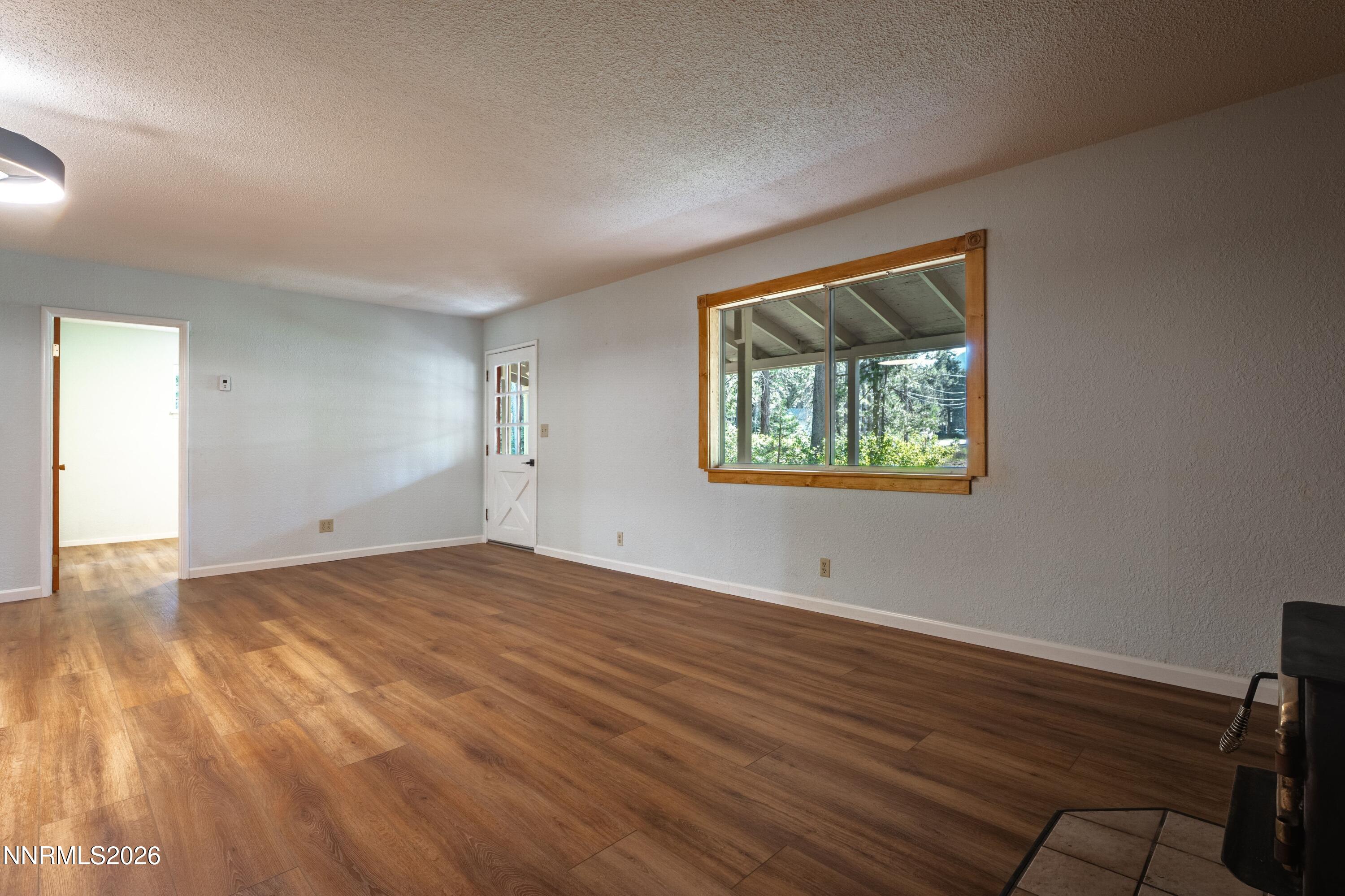 7075 Miami Court Property Photo 8