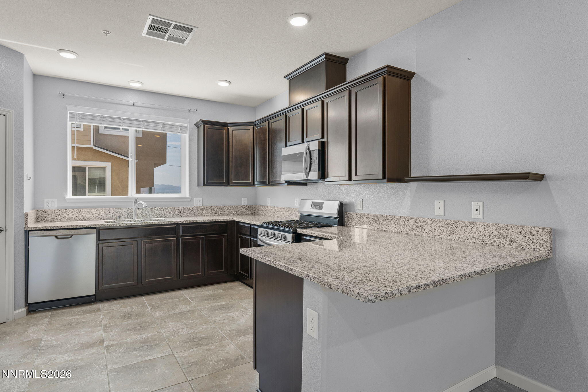 3206 Sterling Ridge Circle Property Photo 10