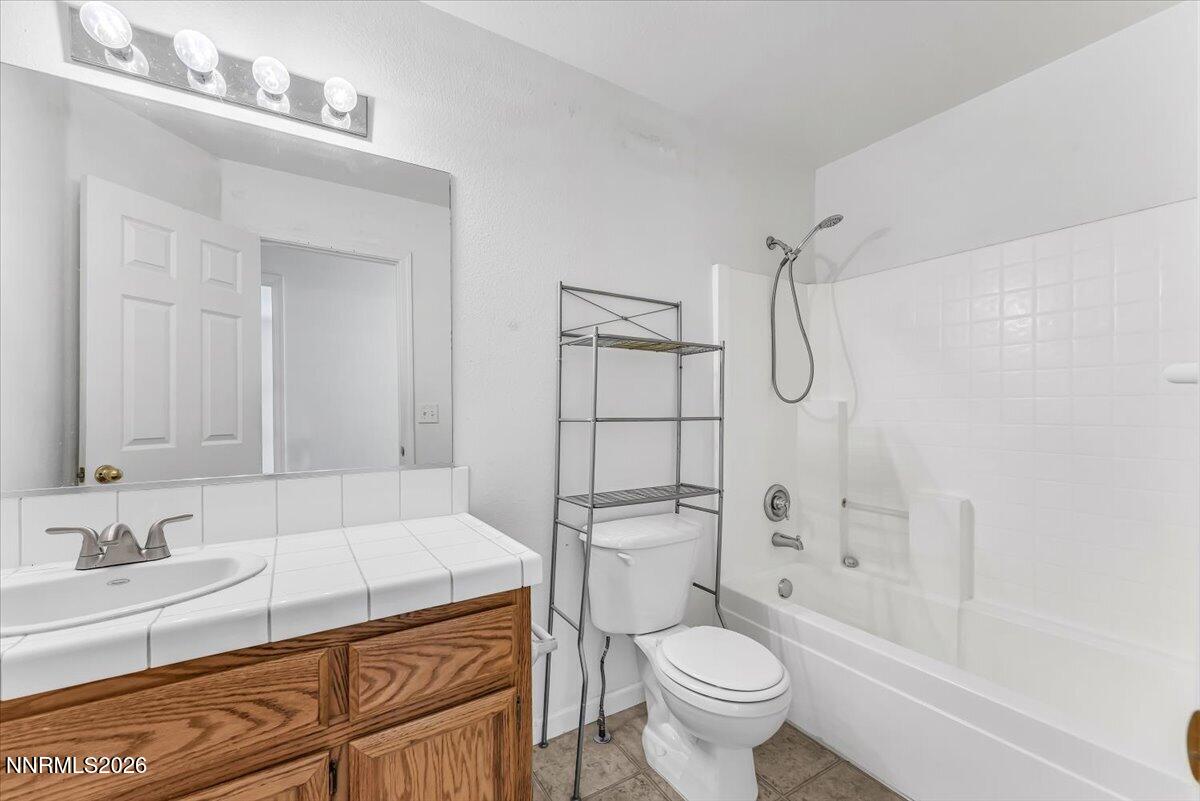 2202 Ellice Way Property Photo 15