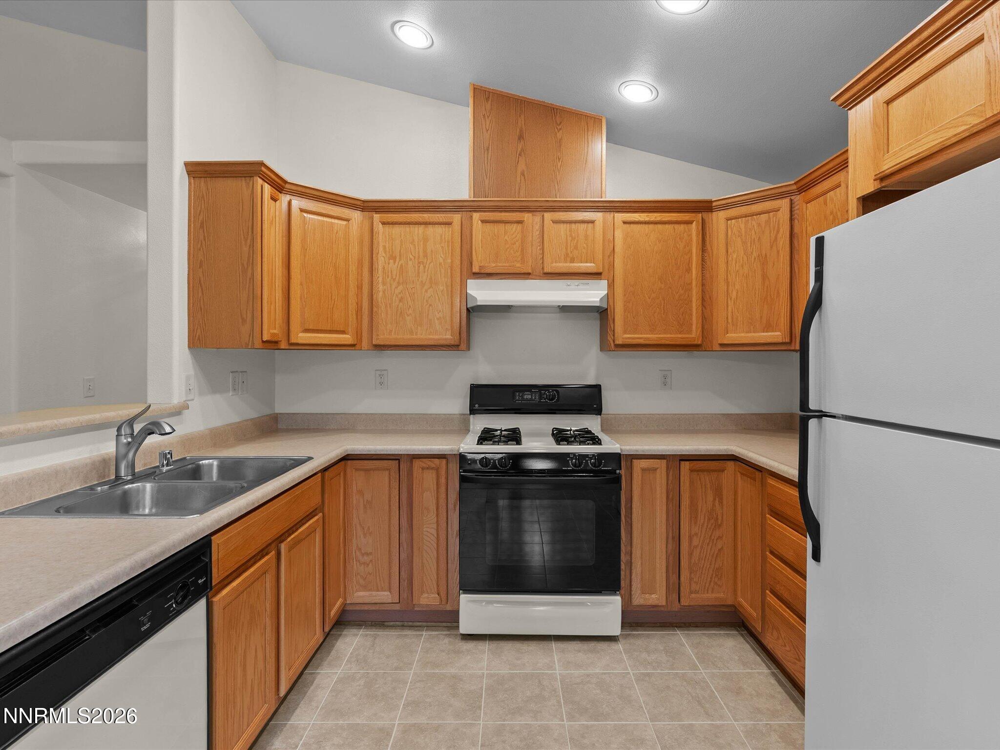1359 Petar Drive Property Photo 11