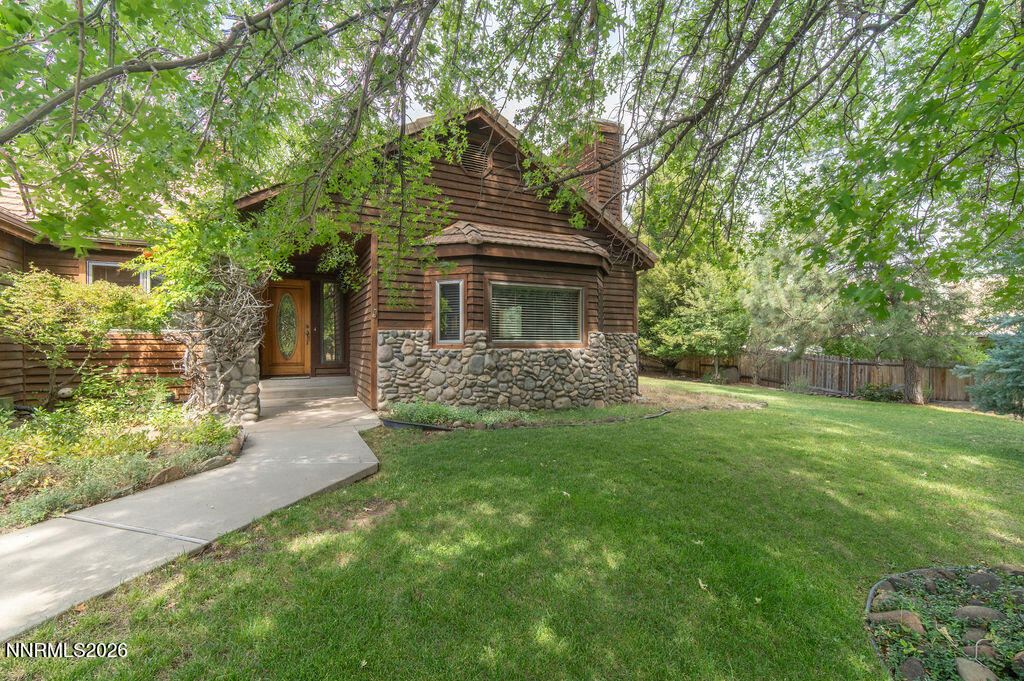 195 Hansen Drive Property Photo 4