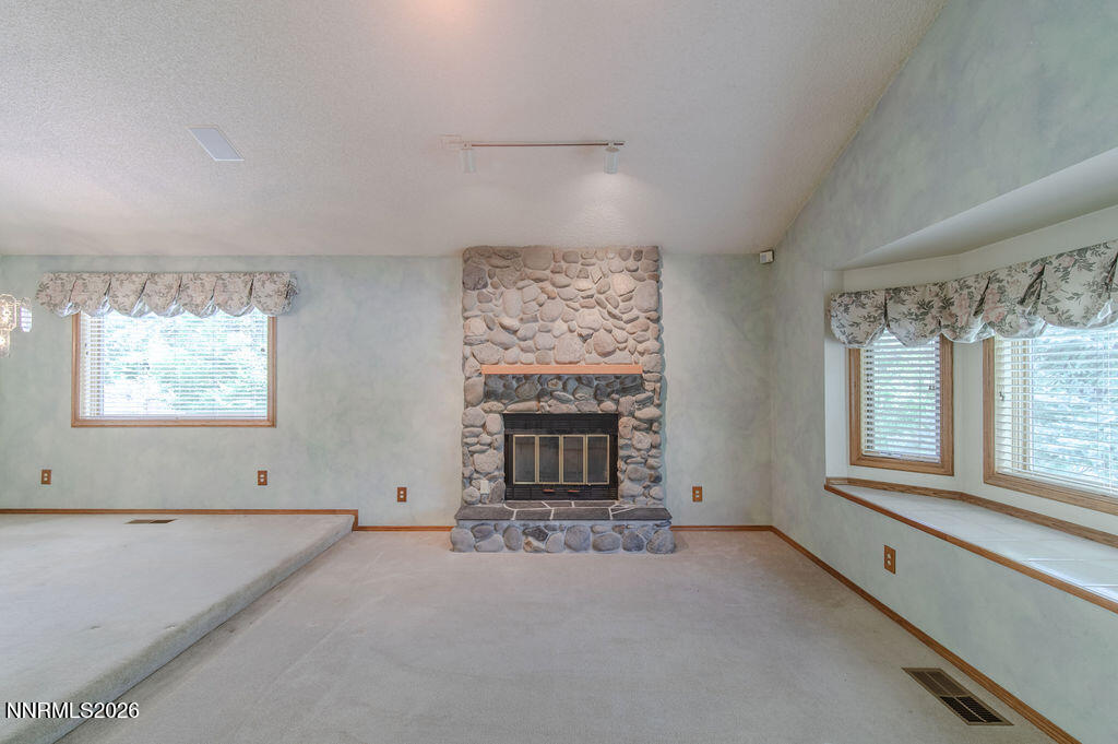 195 Hansen Drive Property Photo 15