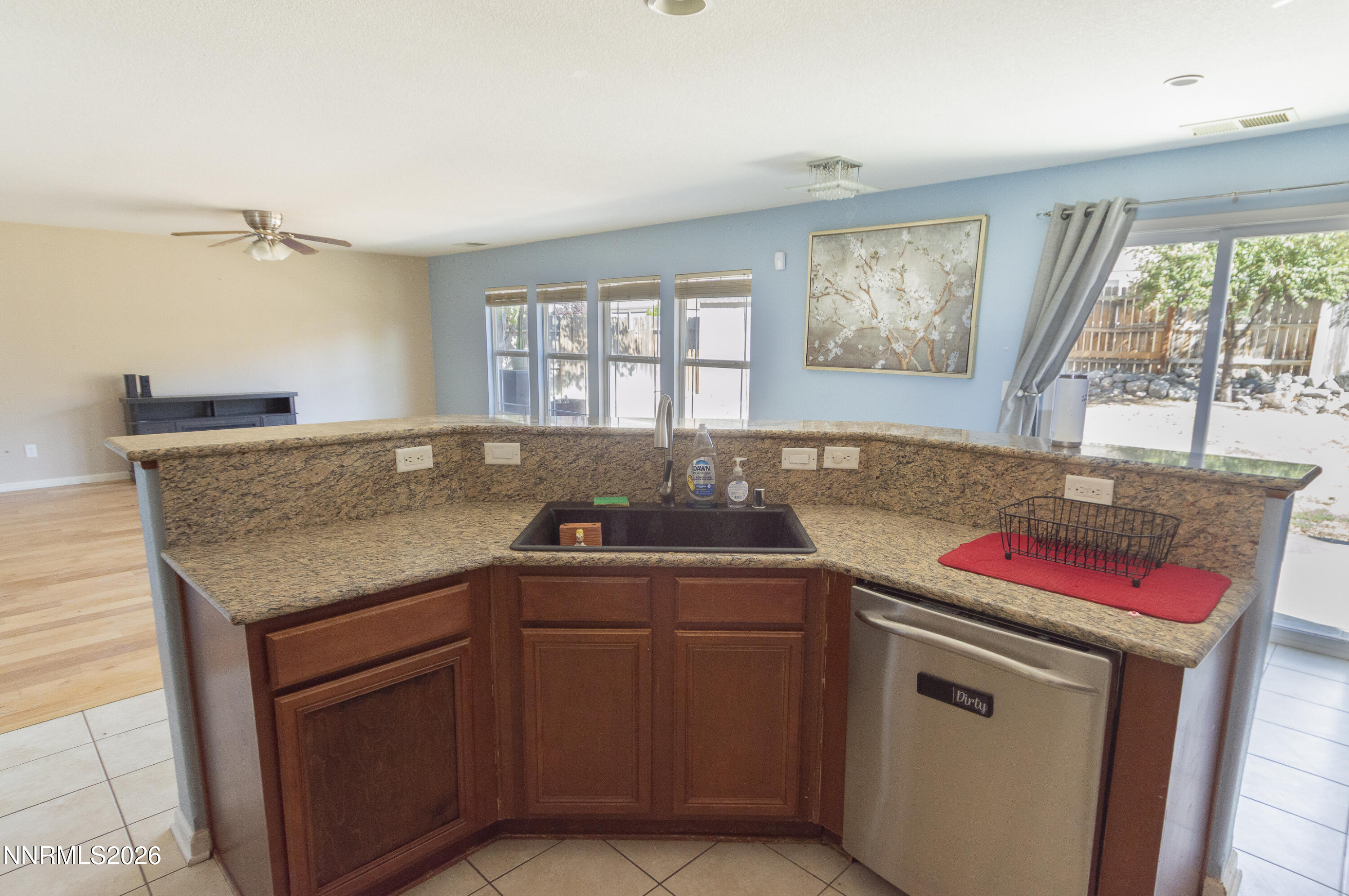 8930 Grisom Way Property Photo 5