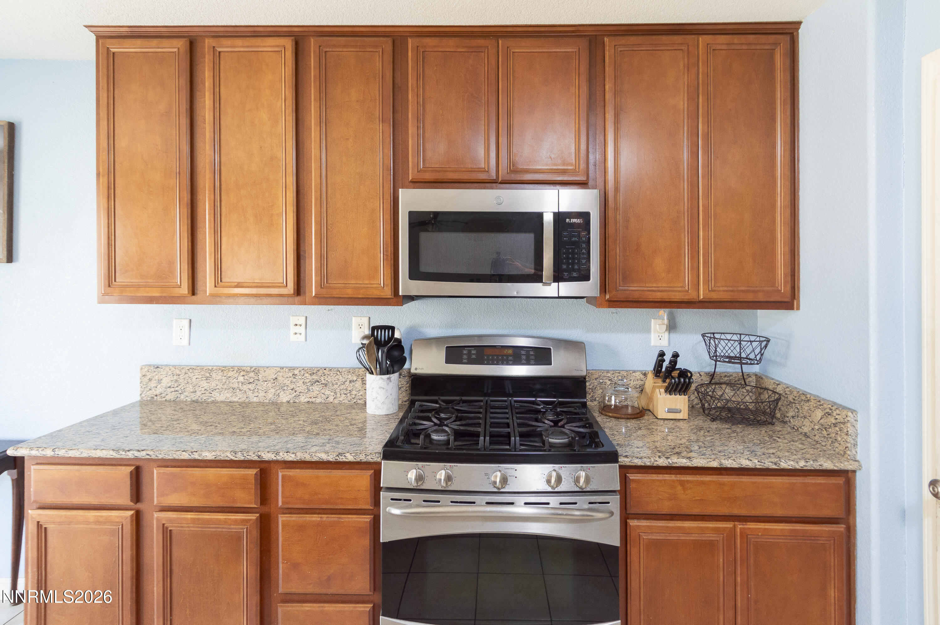 8930 Grisom Way Property Photo 6