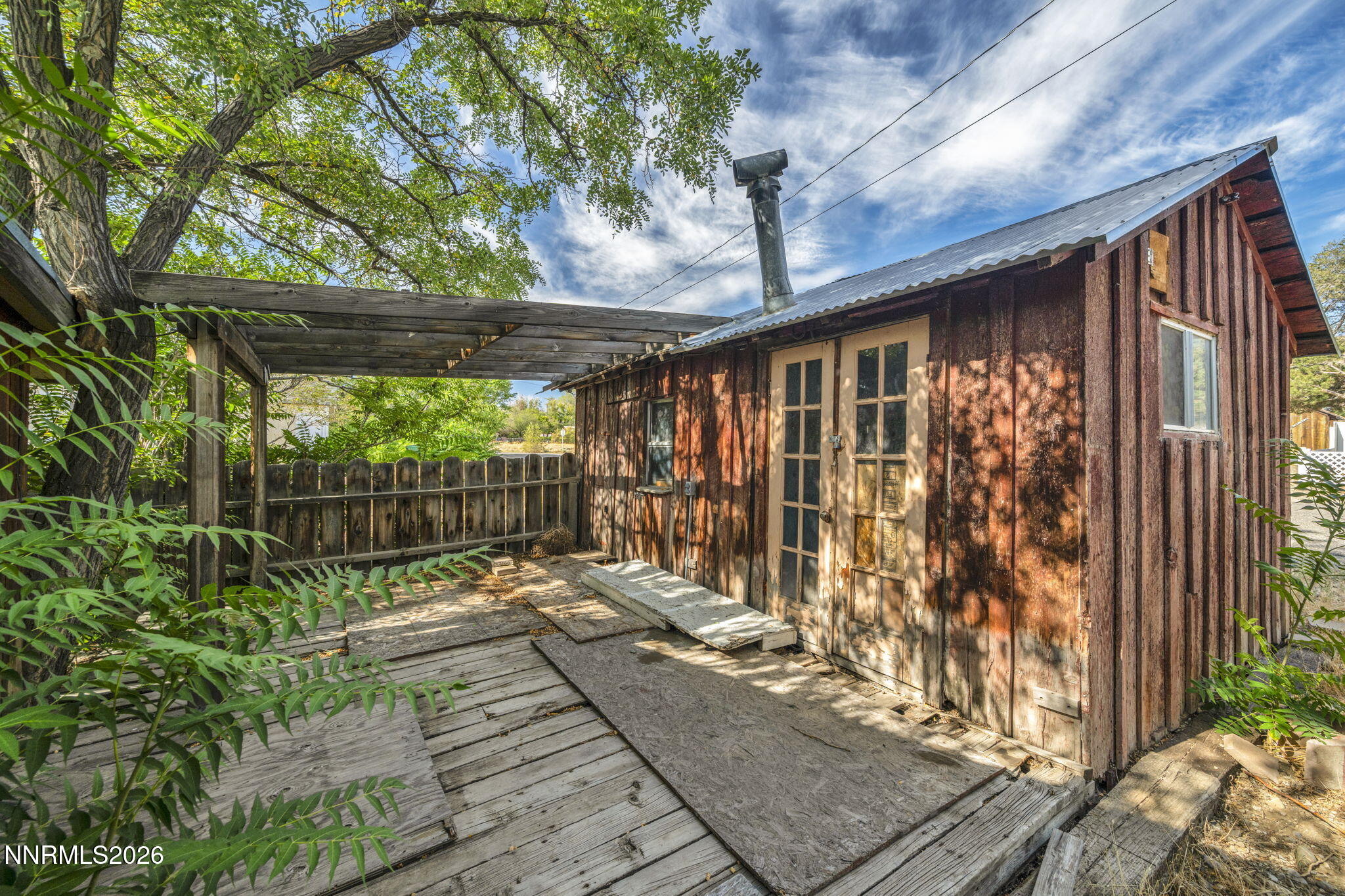 350 Ziller Way Property Photo 36