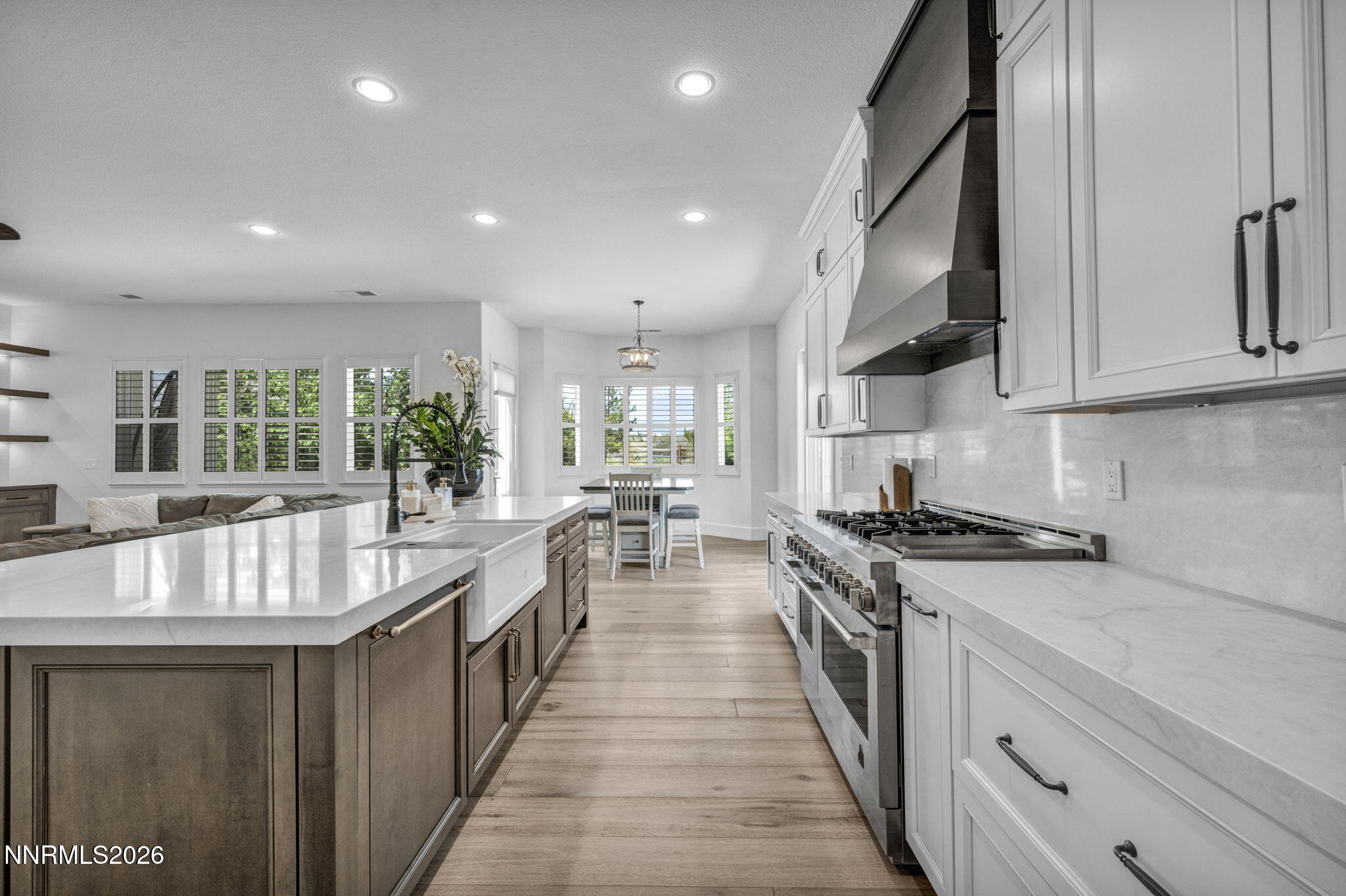 14725 Chateau Court Property Photo 33