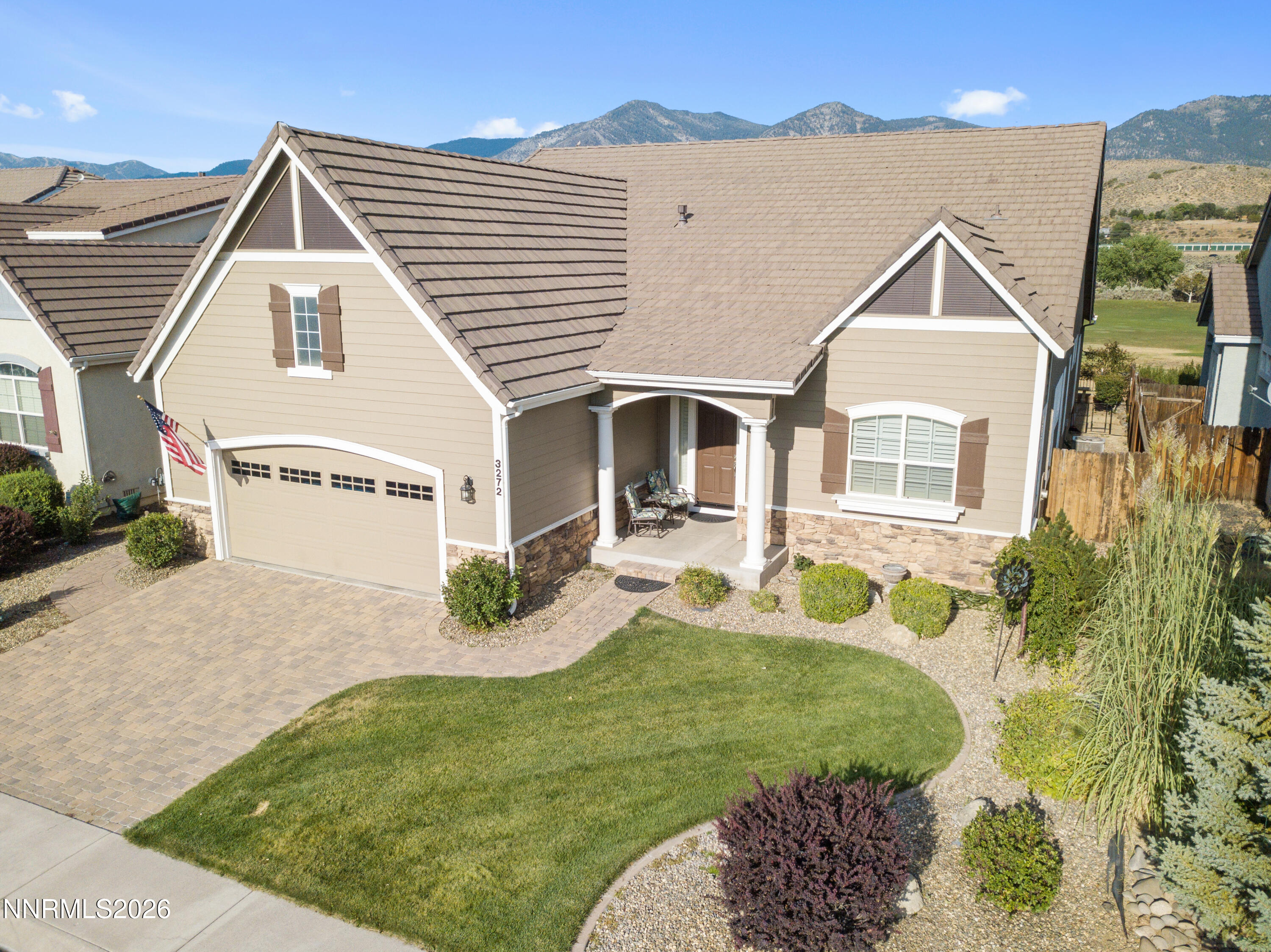3272 Dog Leg Drive Property Photo 2
