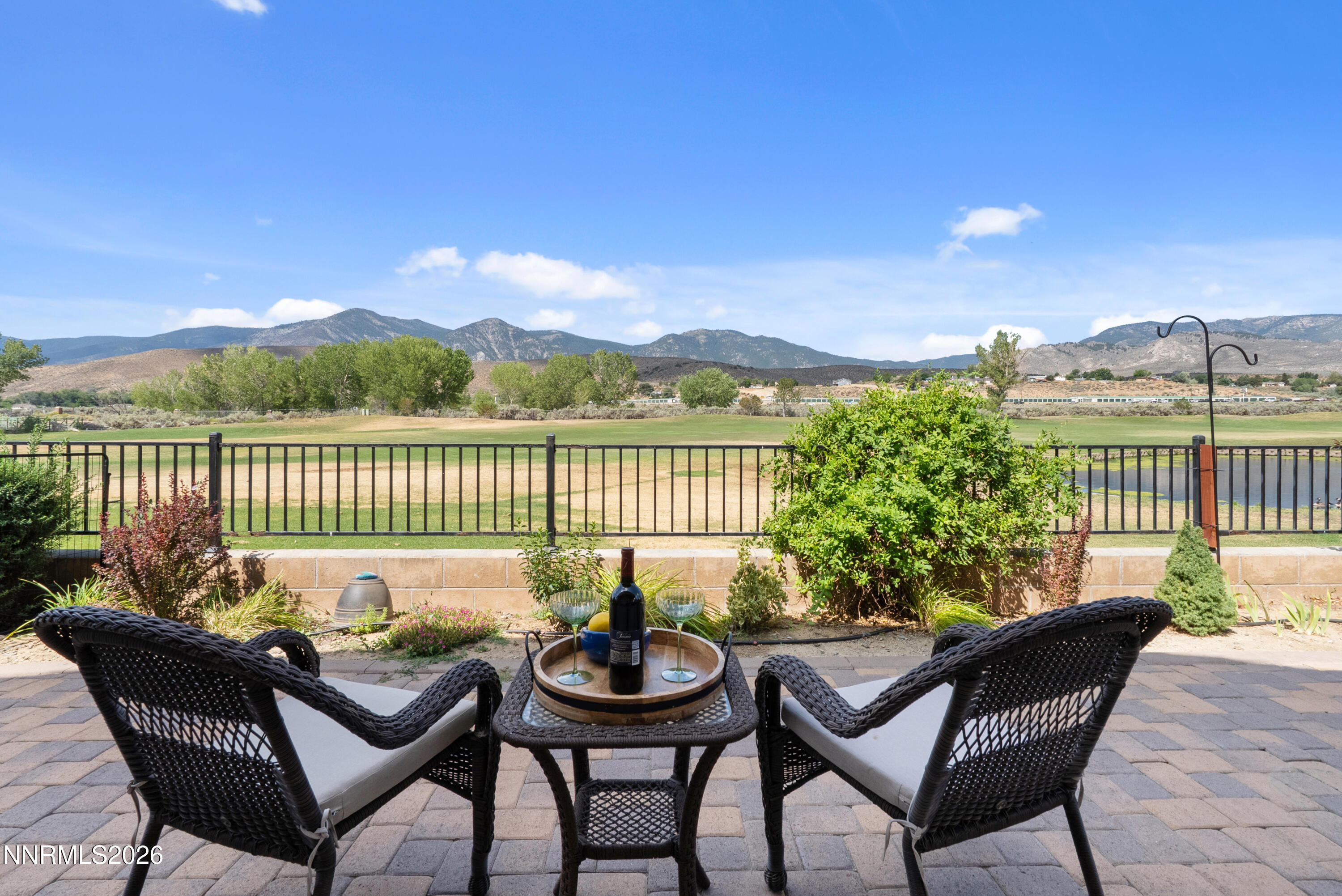 3272 Dog Leg Drive Property Photo 3