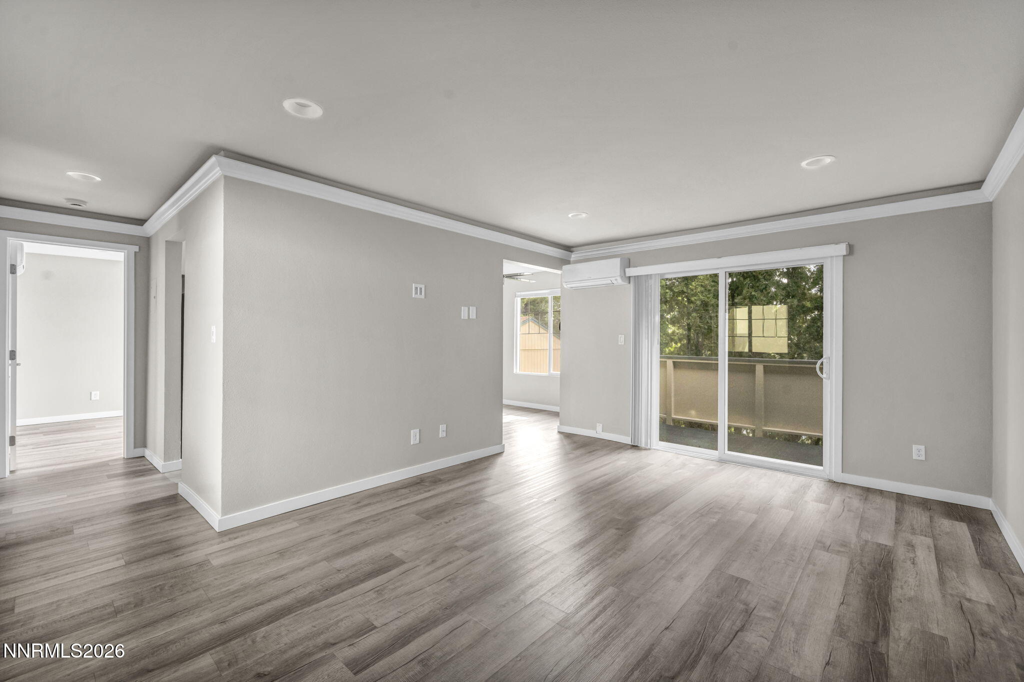 3925 Clear Acre Lane Apt 190 Property Photo 2