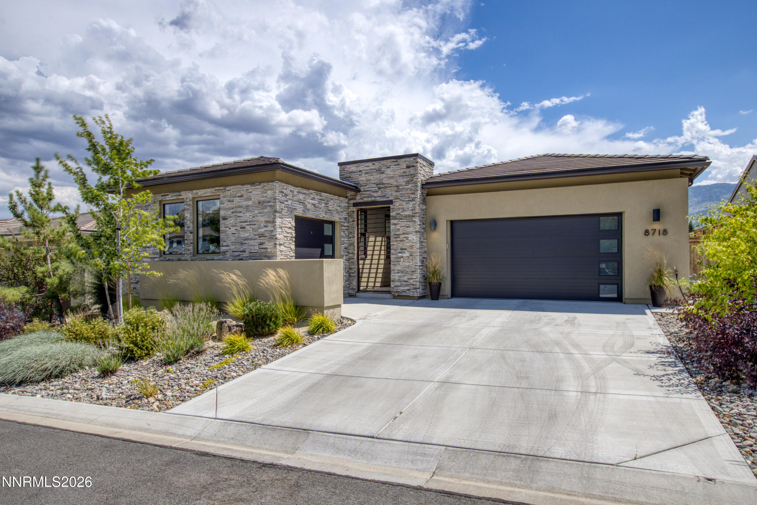 8718 Larkhaven Court Property Photo 45