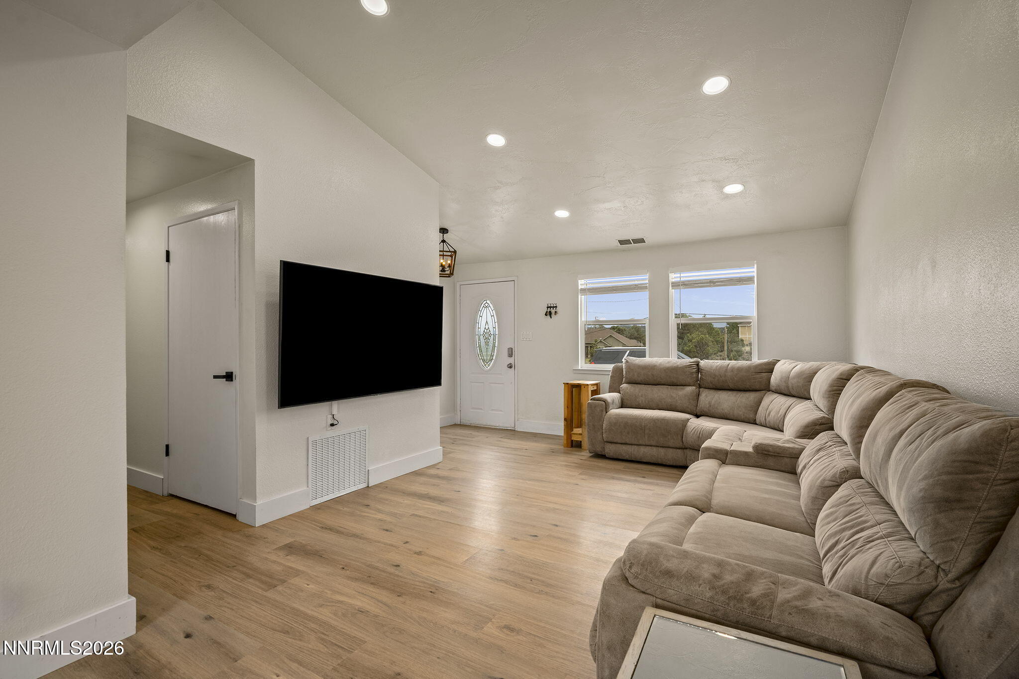 2424 Cartwright Road Property Photo 4