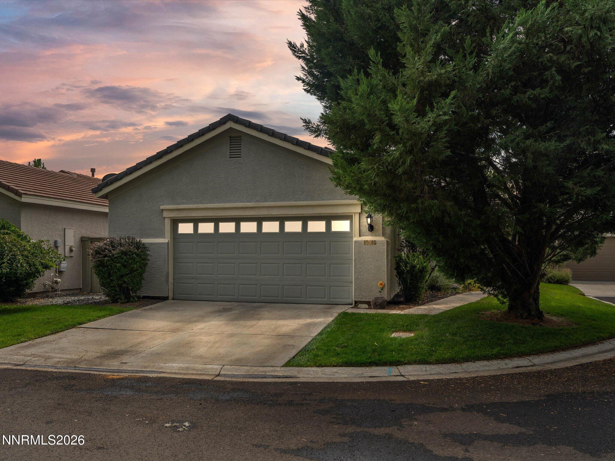 10465 Summershade Lane Property Photo 1