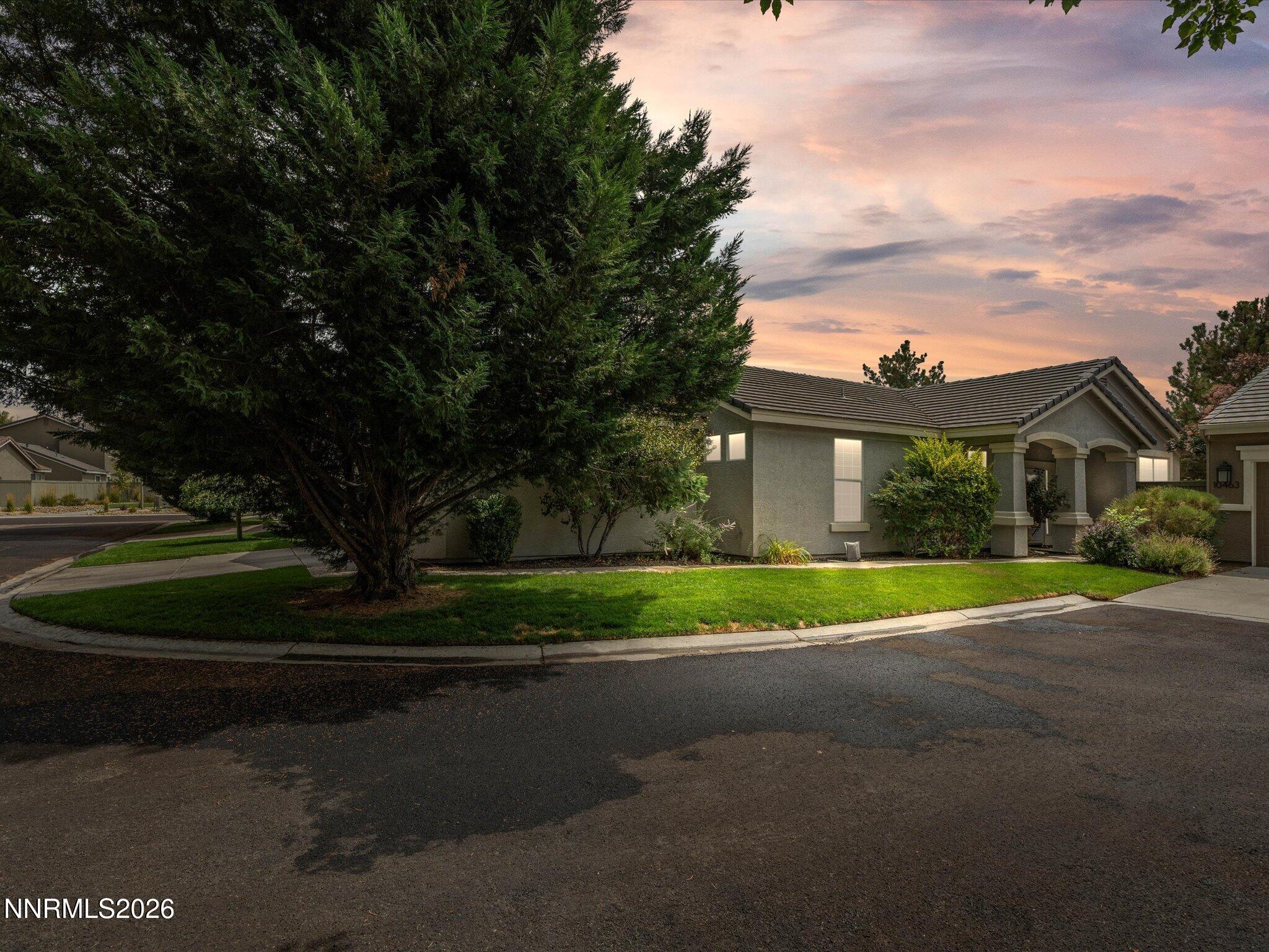 10465 Summershade Lane Property Photo 2