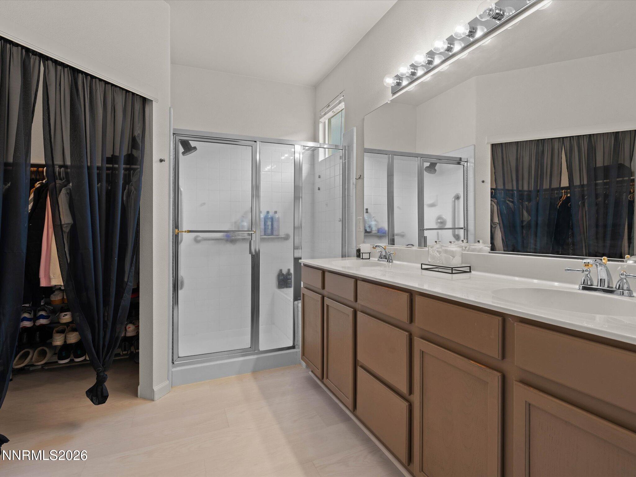 10465 Summershade Lane Property Photo 15
