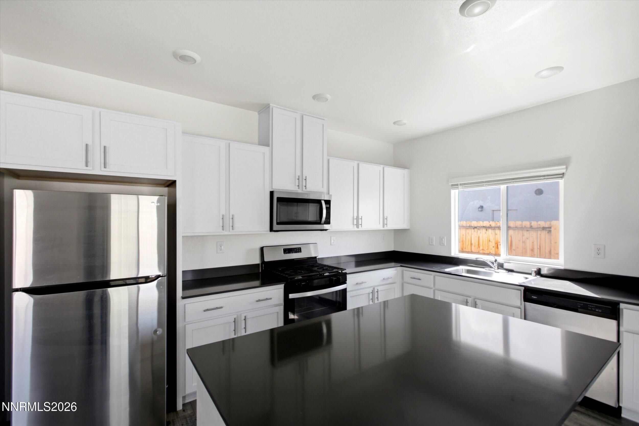 8939 Wolf Moon Drive Property Photo 11