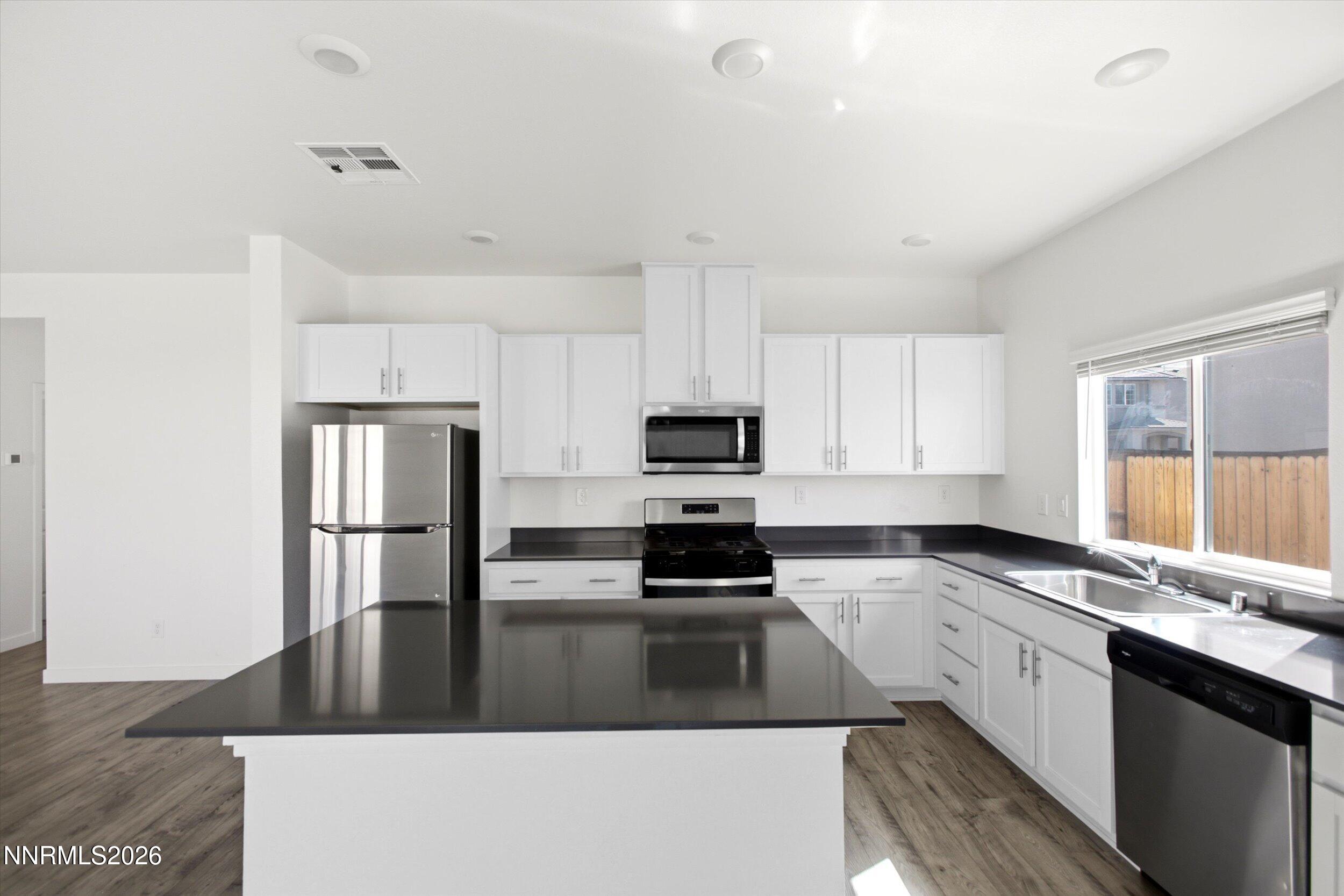 8939 Wolf Moon Drive Property Photo 12