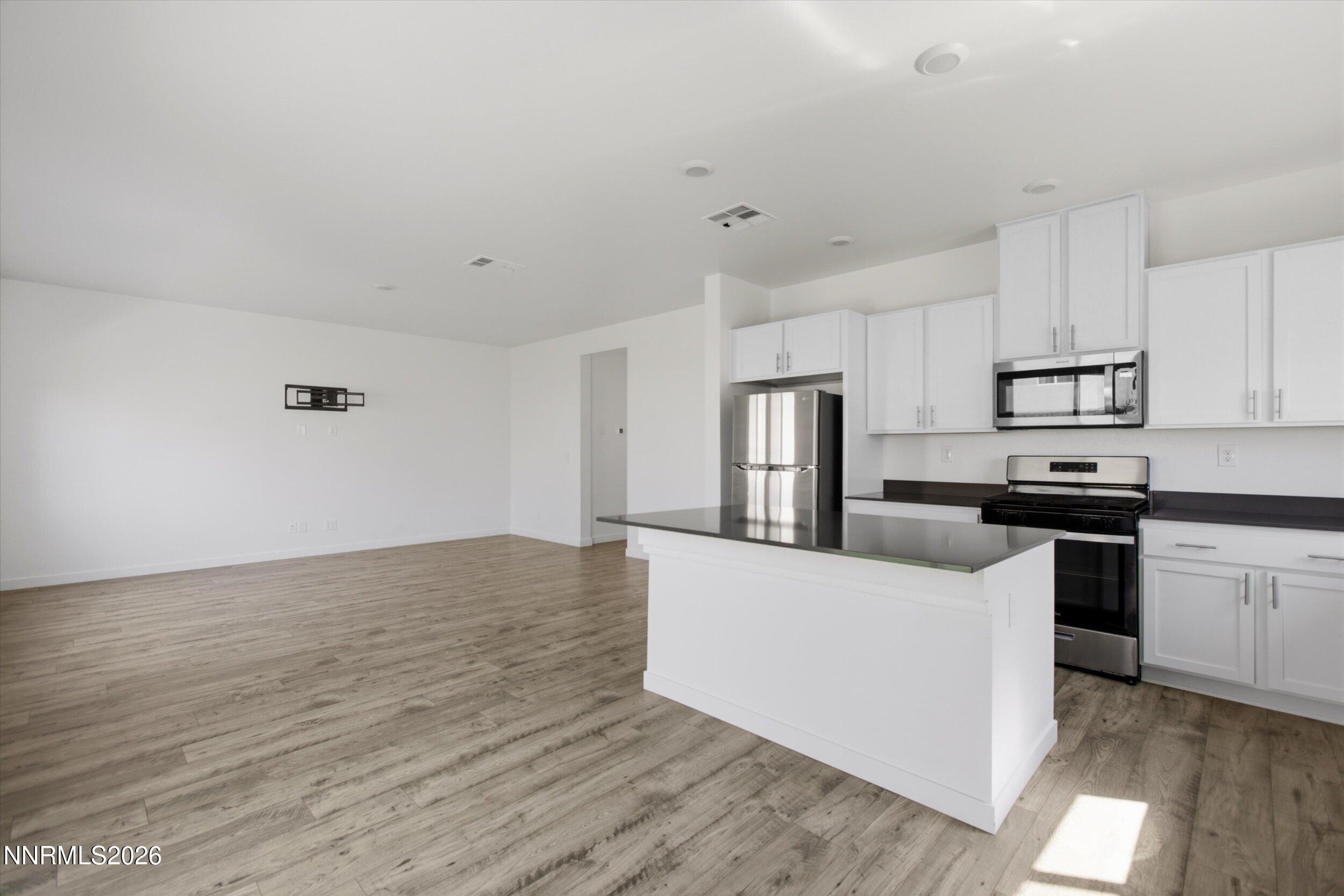 8939 Wolf Moon Drive Property Photo 14