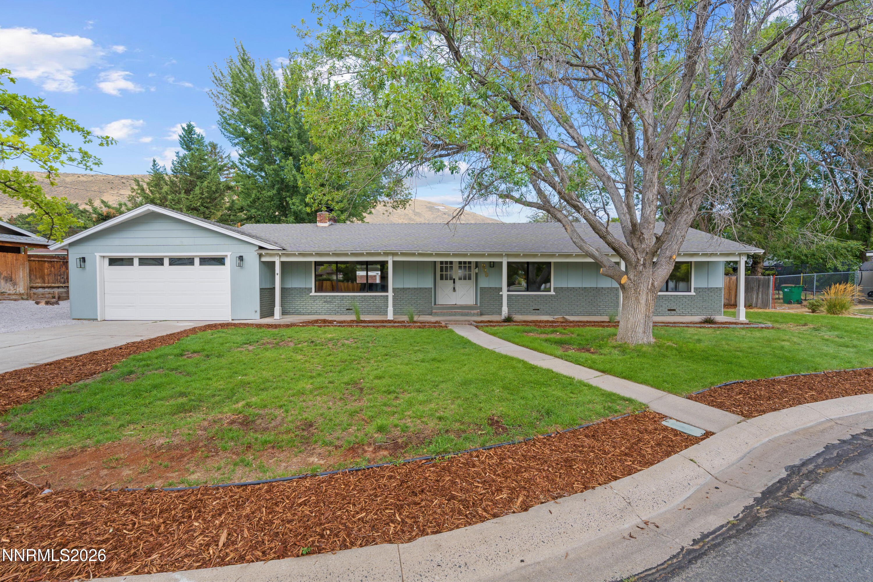 900 Coral Way Property Photo 1