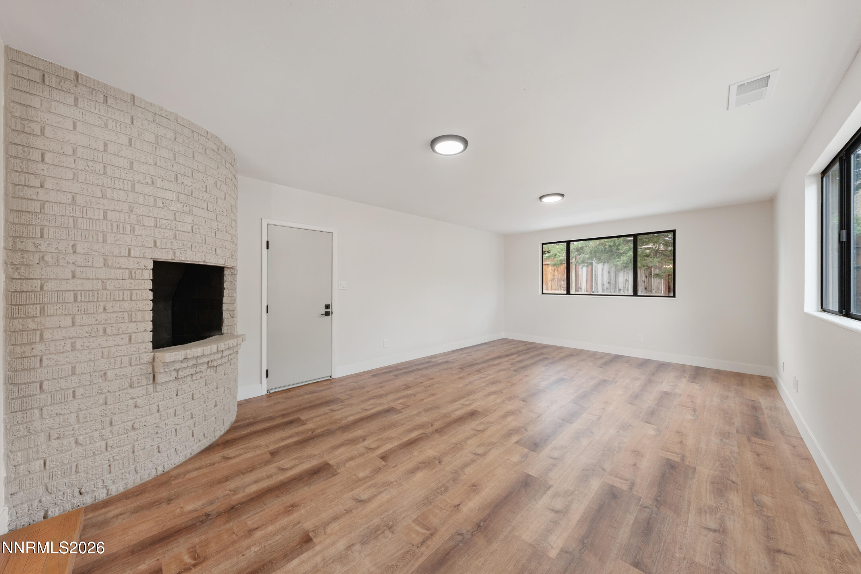 900 Coral Way Property Photo 13