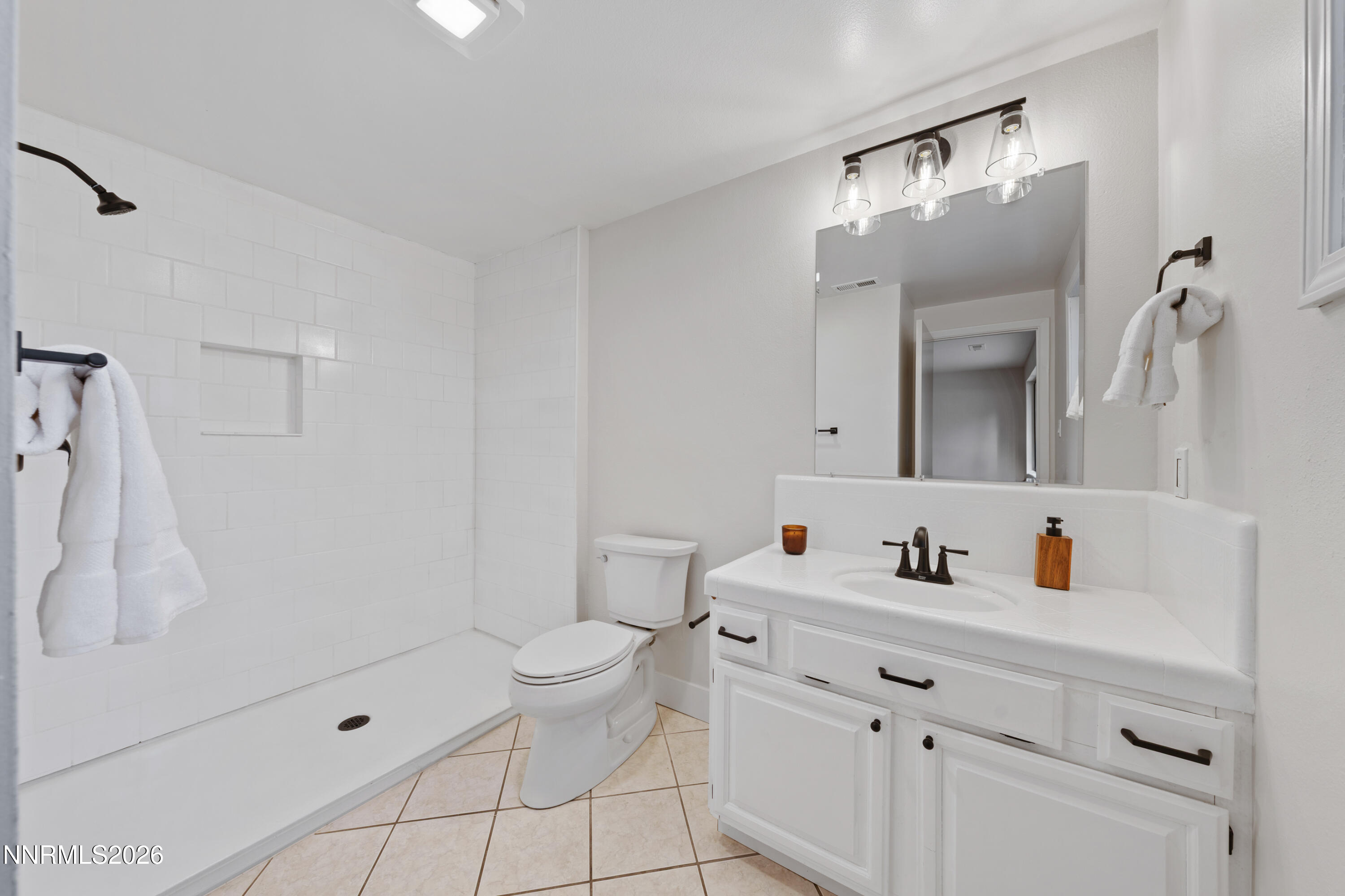 900 Coral Way Property Photo 17