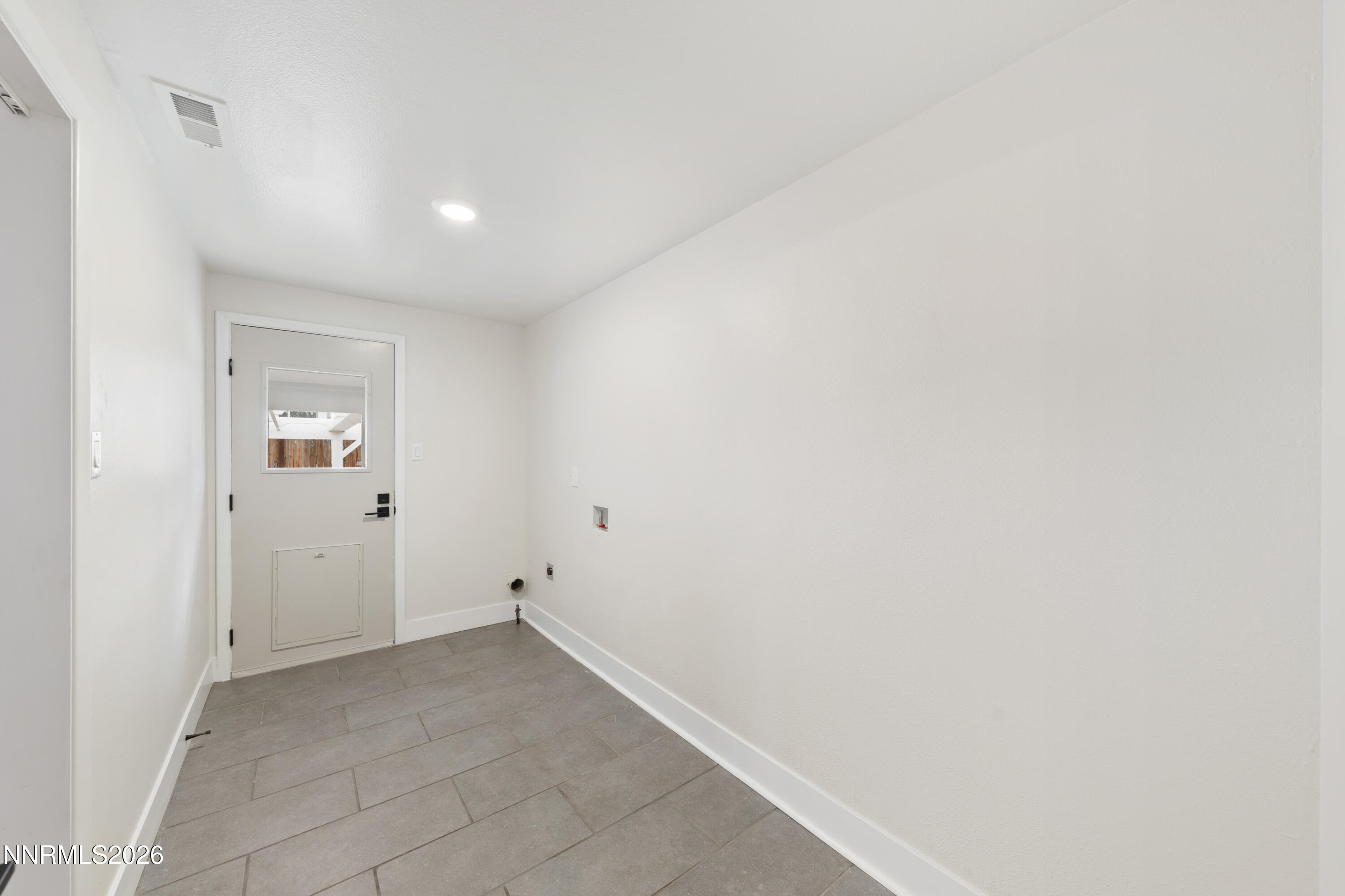 900 Coral Way Property Photo 24