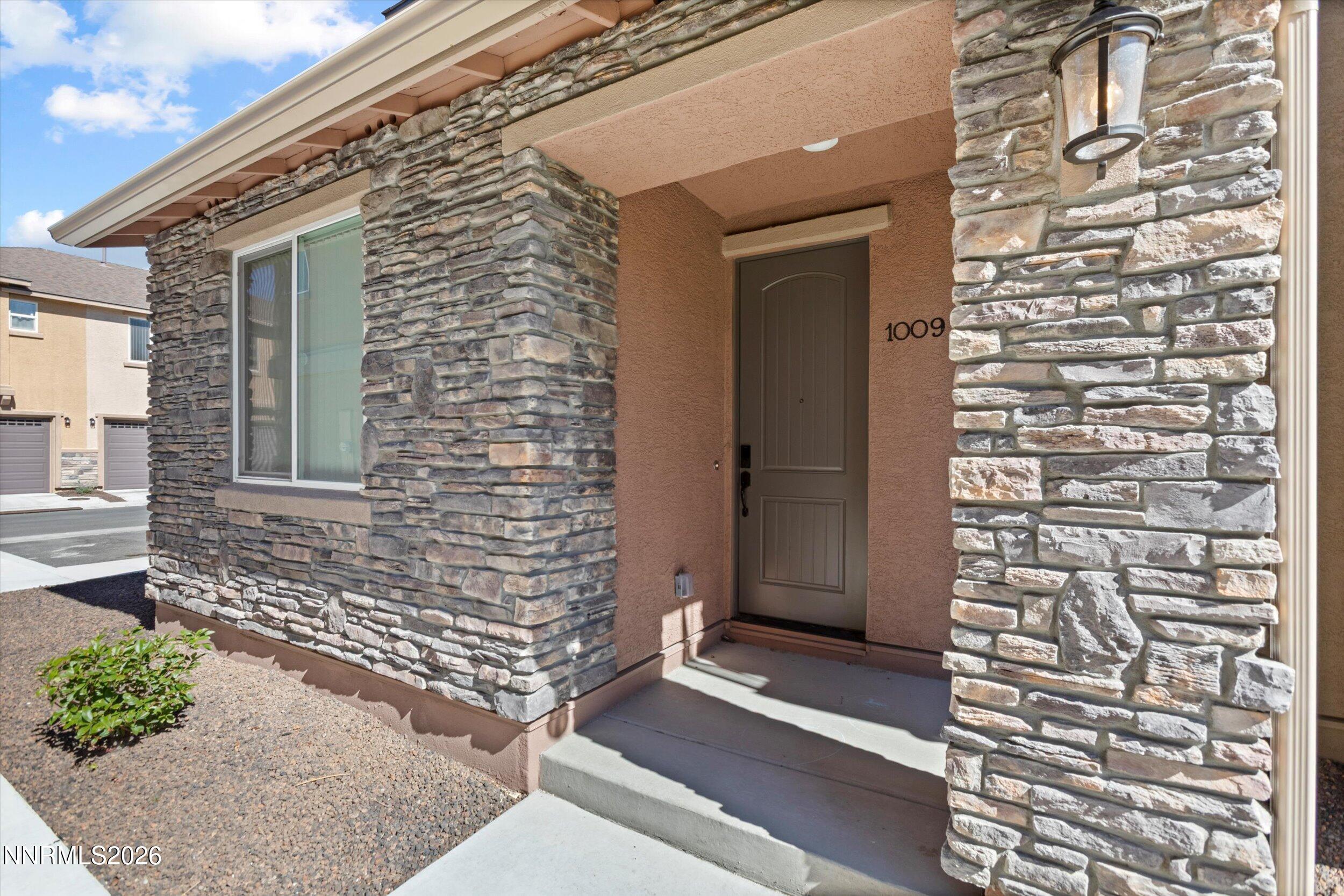 1009 Middle Gate Road Property Photo 2