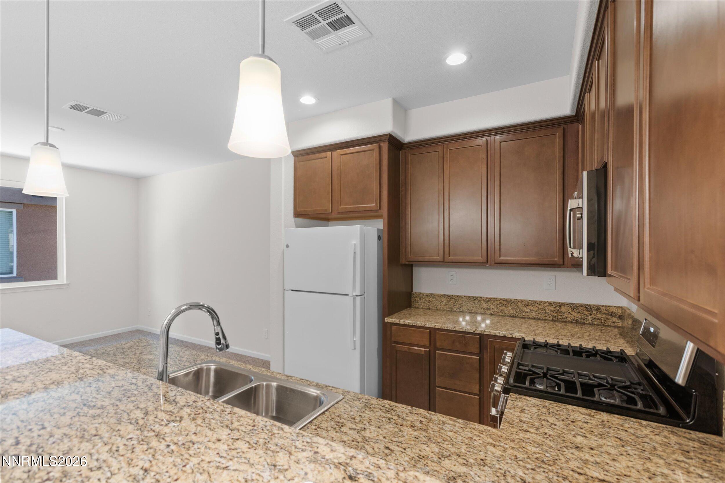 1009 Middle Gate Road Property Photo 8