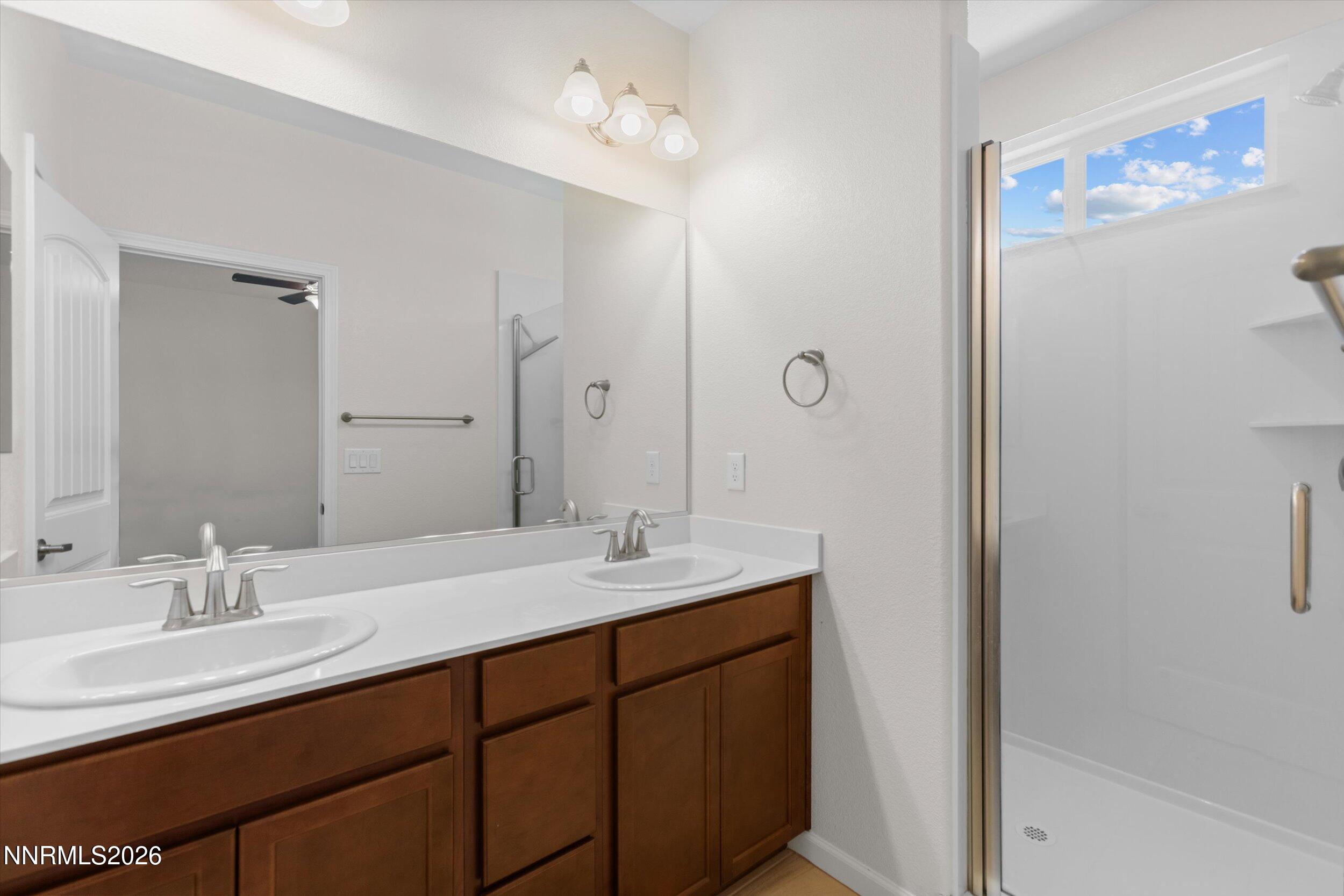 1009 Middle Gate Road Property Photo 24