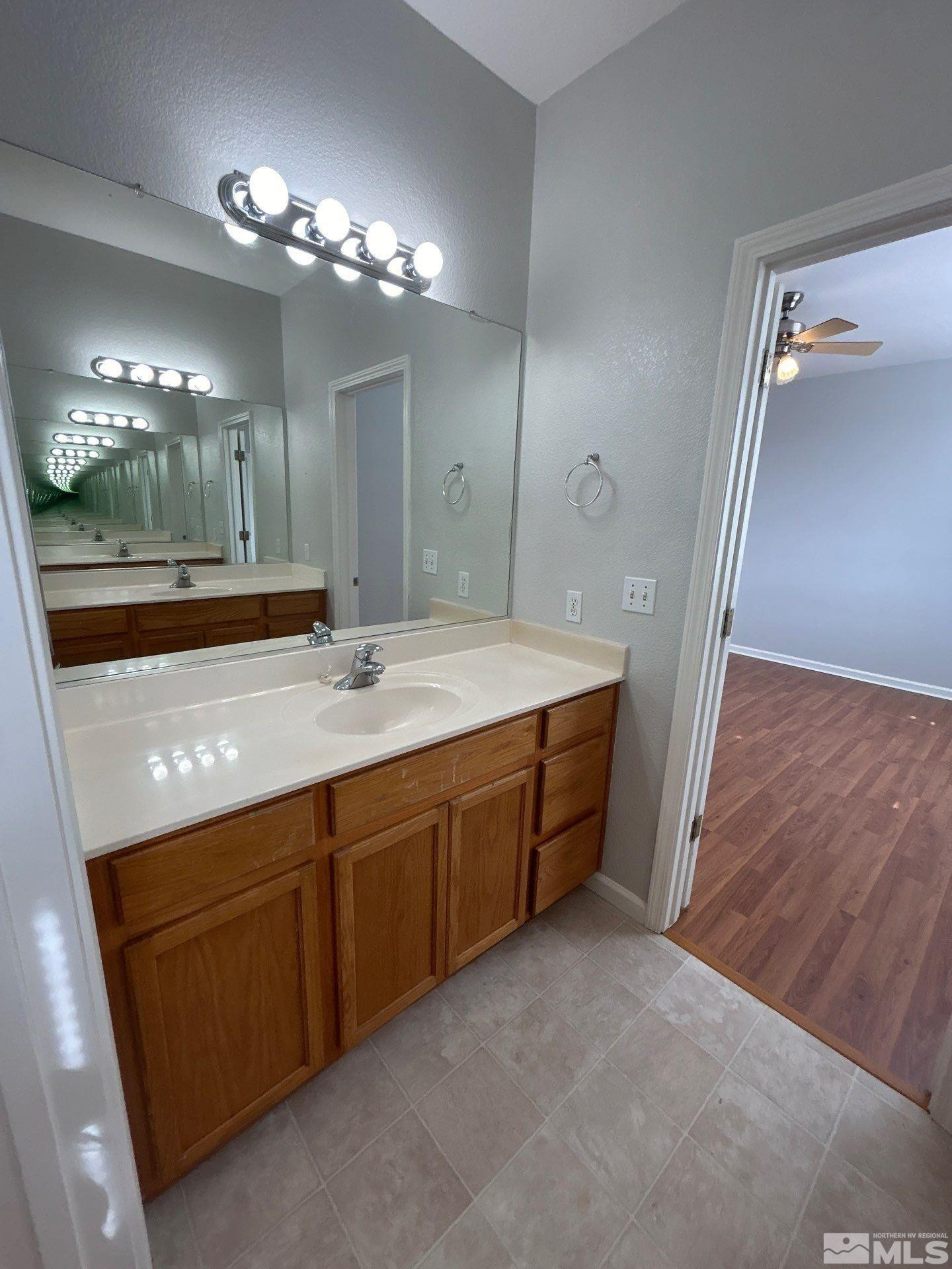2841 Granville Drive Property Photo 14
