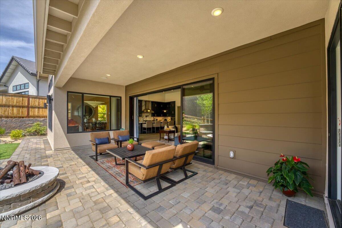 1592 River Hill Way Property Photo 18