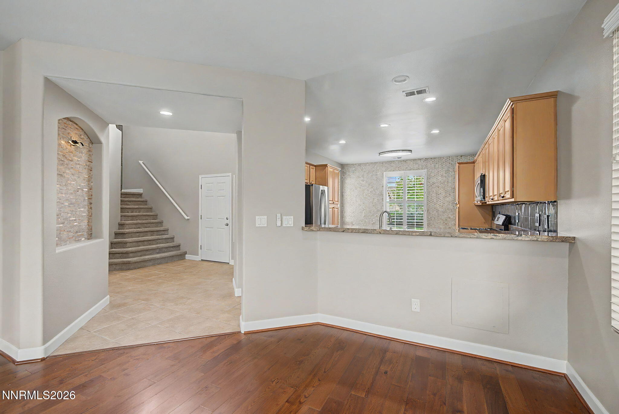 10490 Chadwell Drive Property Photo 6