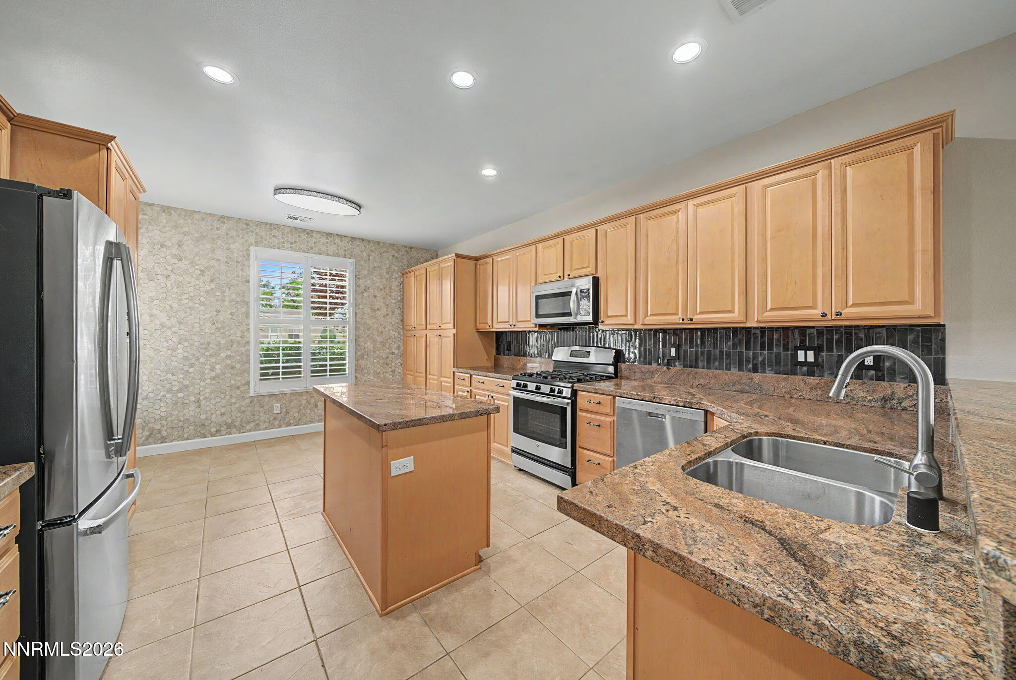 10490 Chadwell Drive Property Photo 10