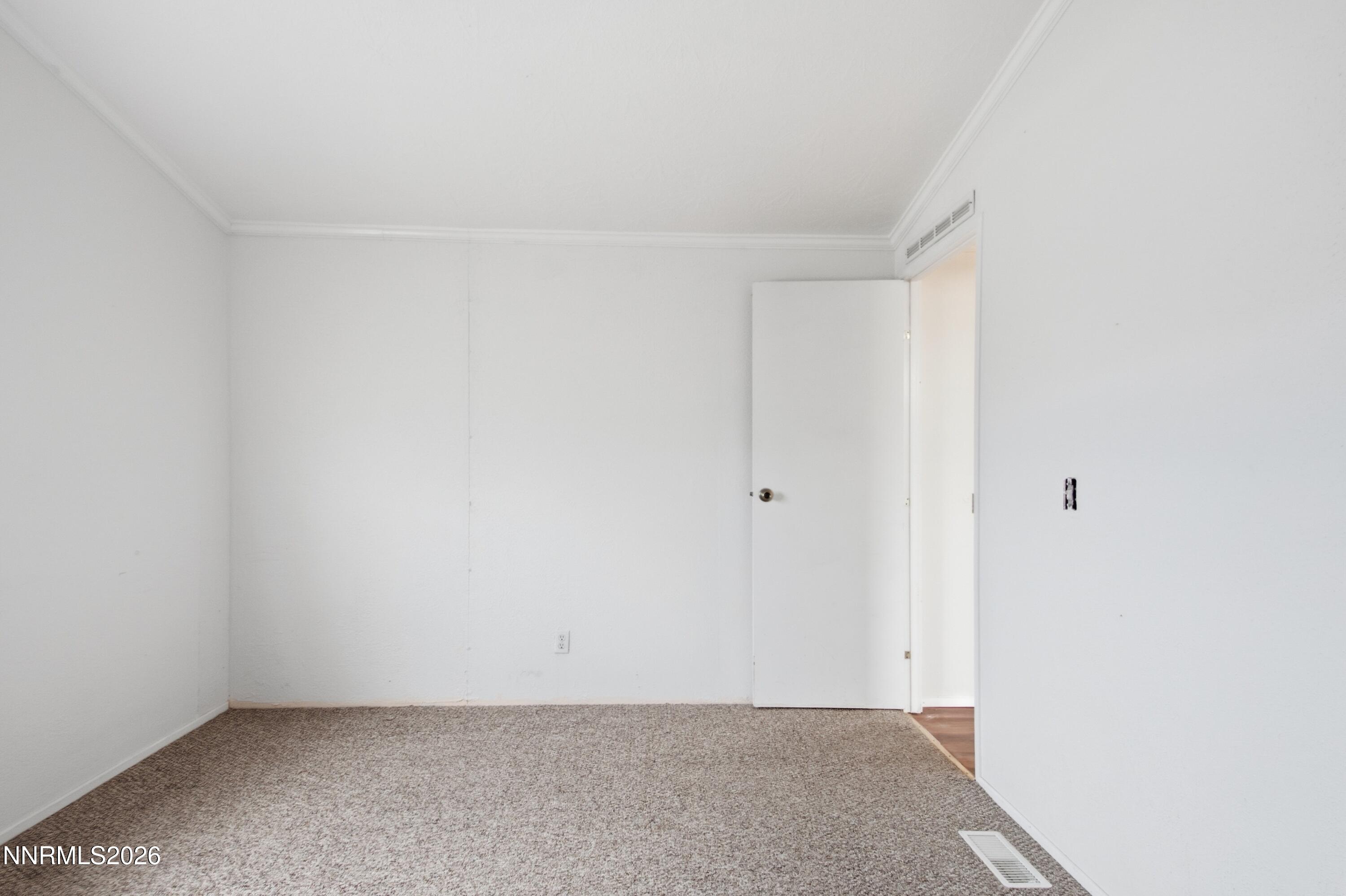 302 W Cottonwood Drive Property Photo 11