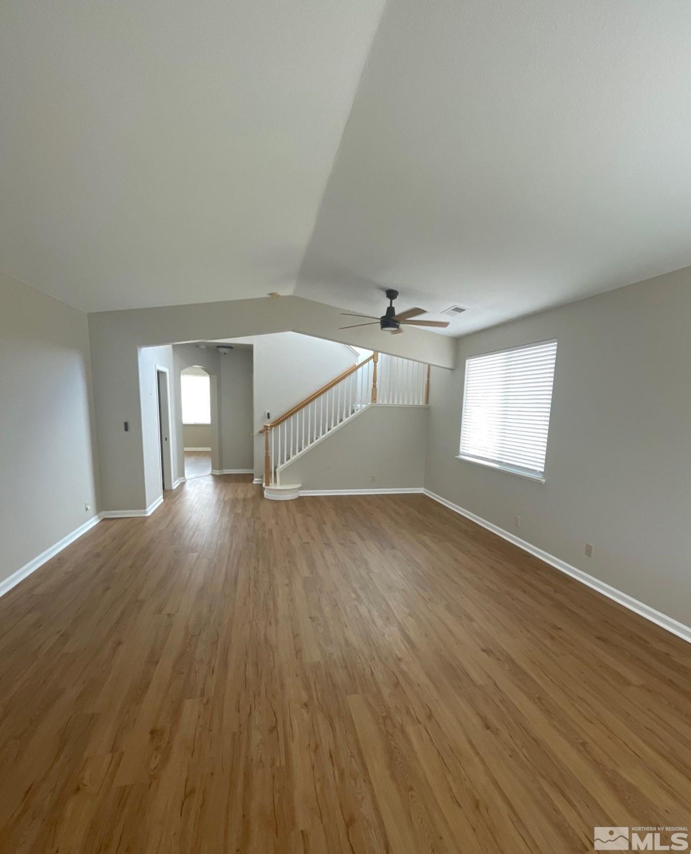 7445 Hunter Glen Drive Property Photo 2