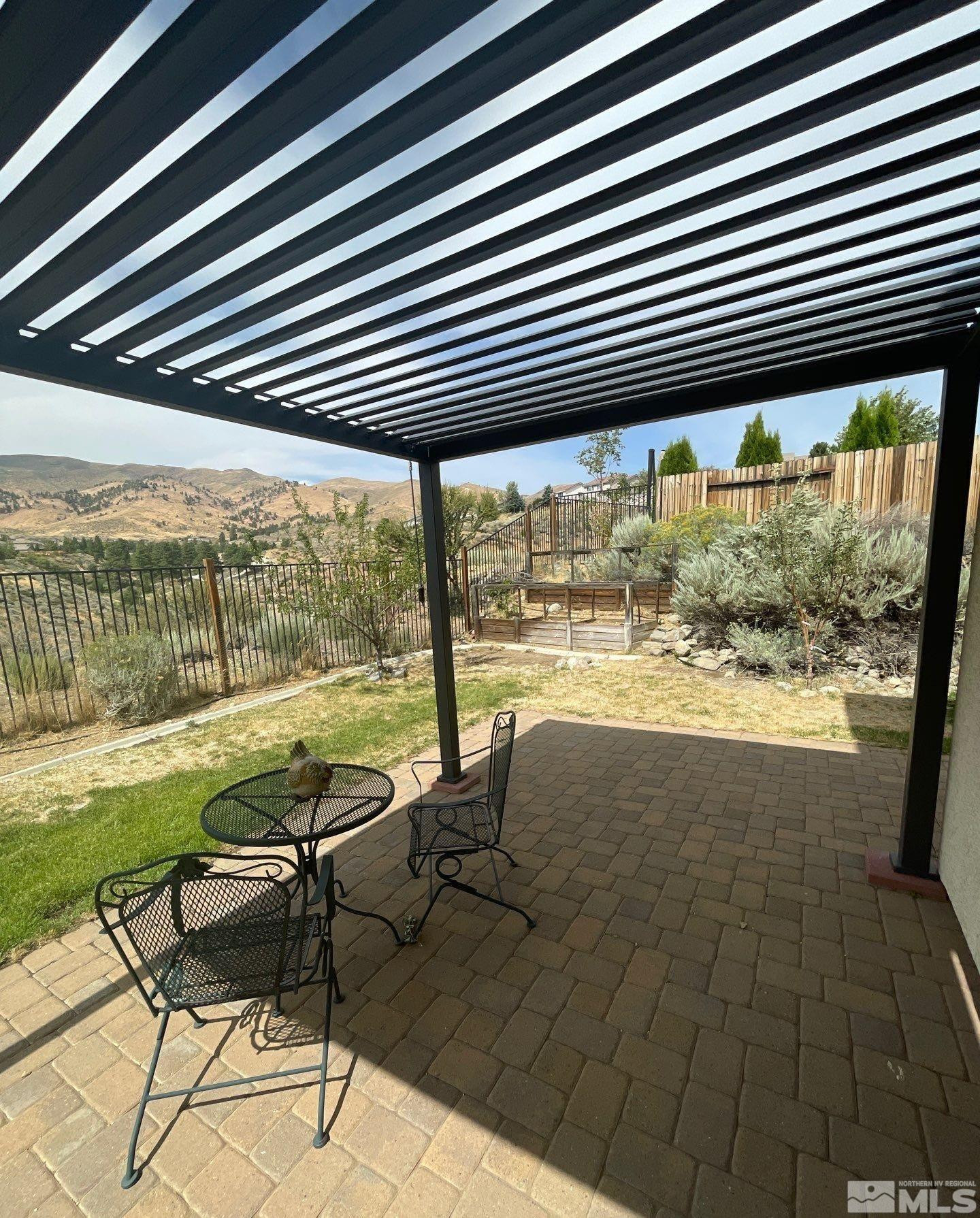 7445 Hunter Glen Drive Property Photo 15