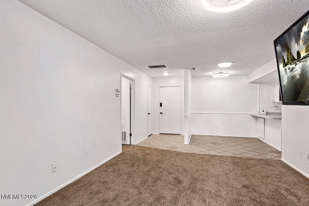 2300 Dickerson Road Apt 22 Property Photo 5