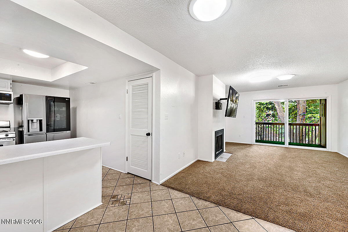2300 Dickerson Road Apt 22 Property Photo 6