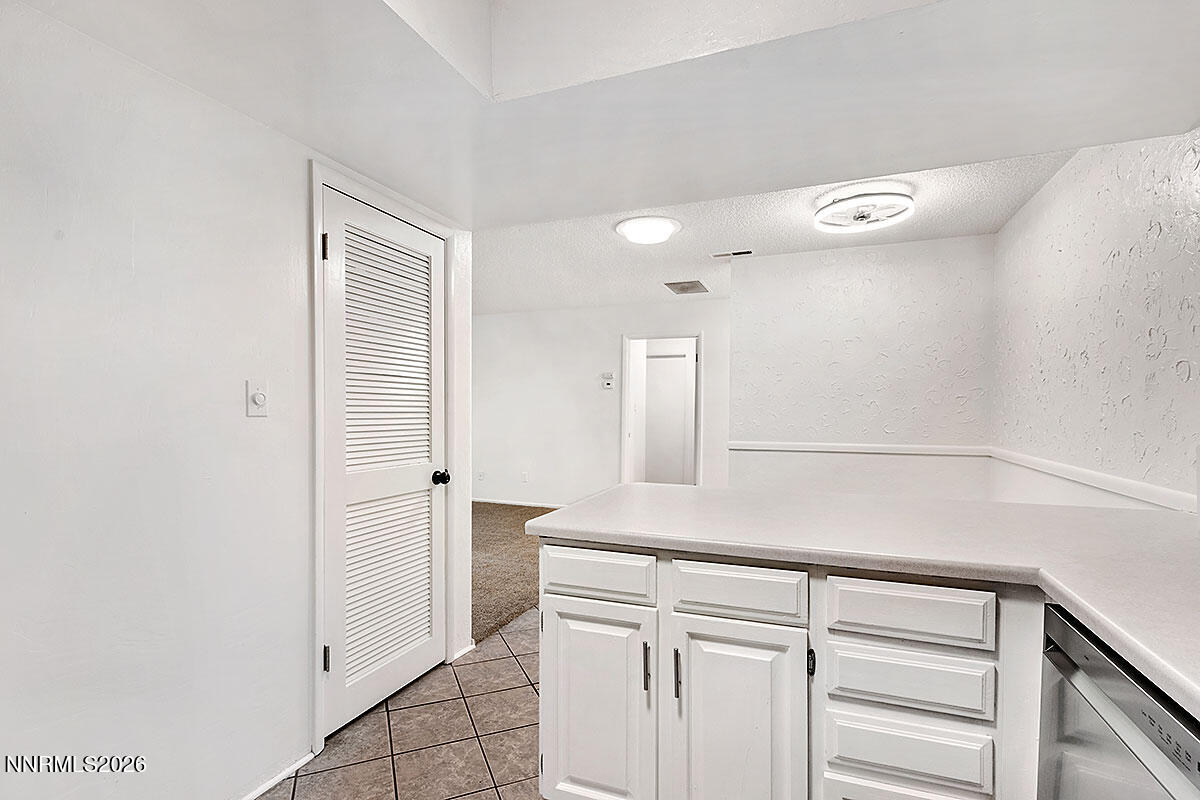 2300 Dickerson Road Apt 22 Property Photo 10