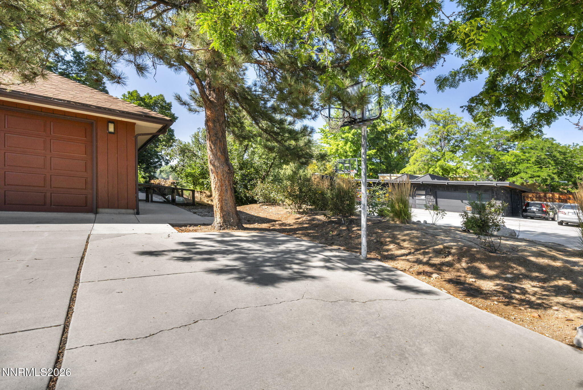 1640 Manzanita Lane Property Photo 6