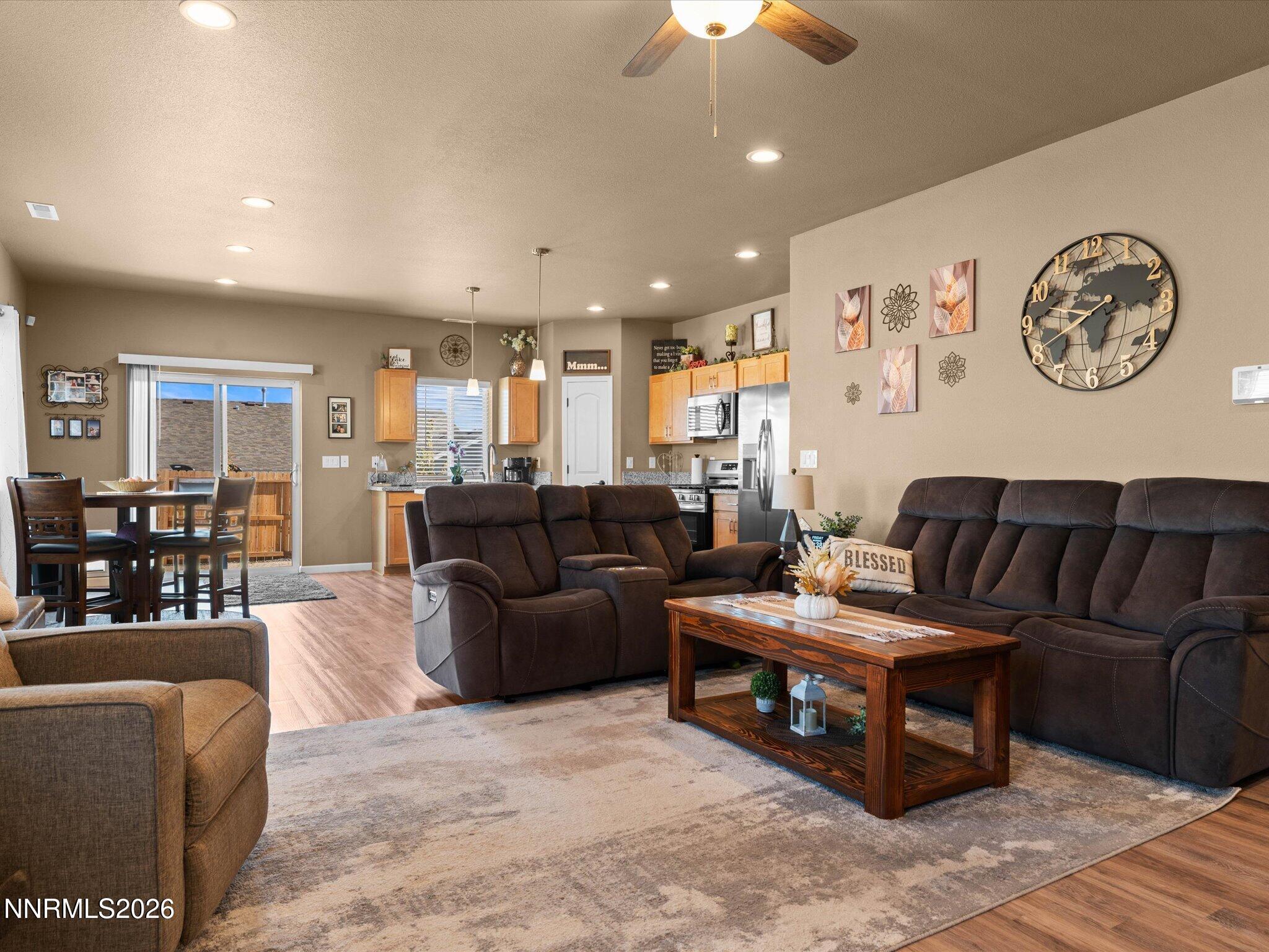 1323 Serenity Circle Property Photo 5