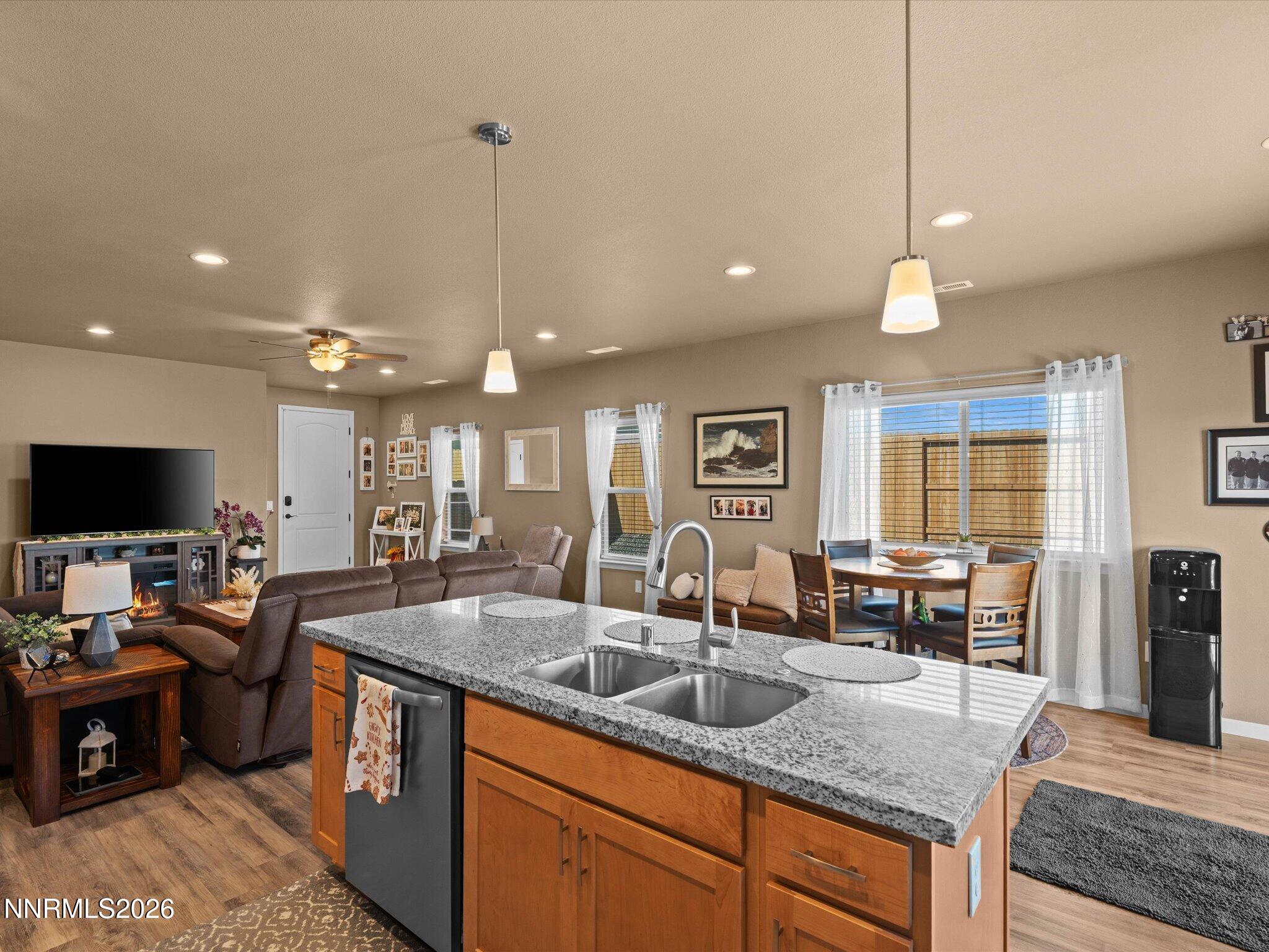1323 Serenity Circle Property Photo 16