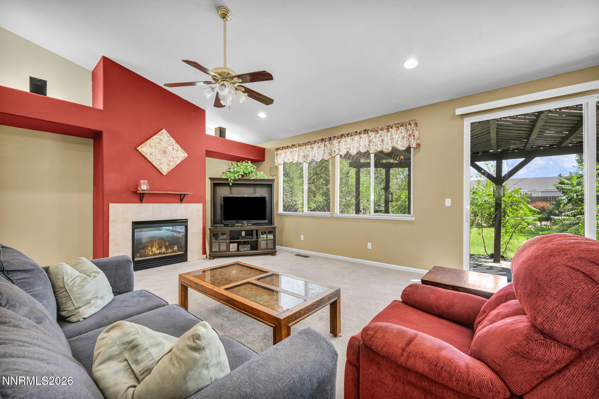 330 Sparrow Hawk Drive Property Photo 9