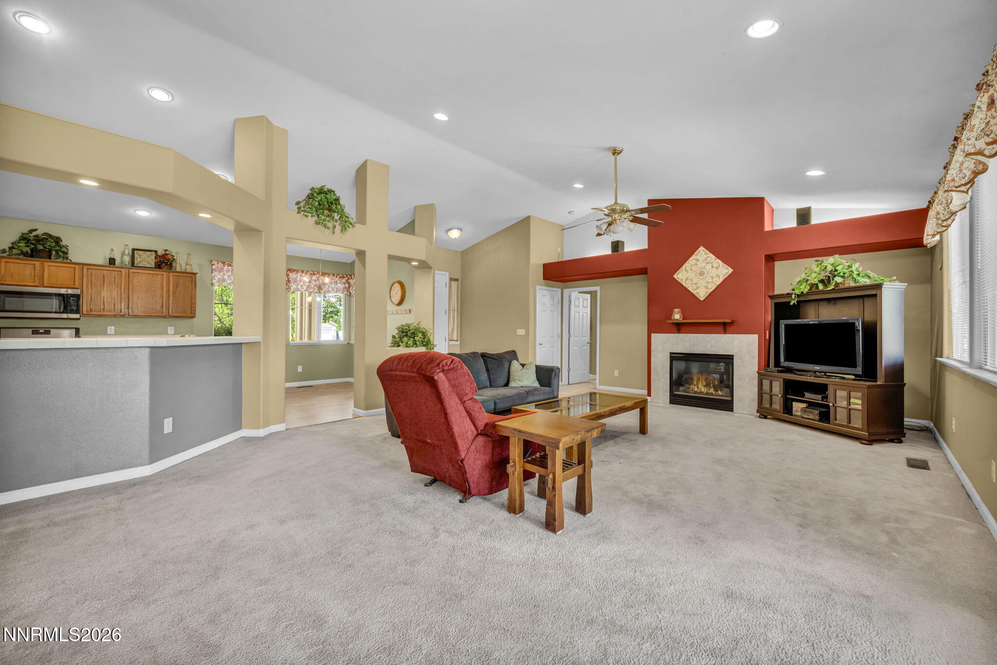 330 Sparrow Hawk Drive Property Photo 13
