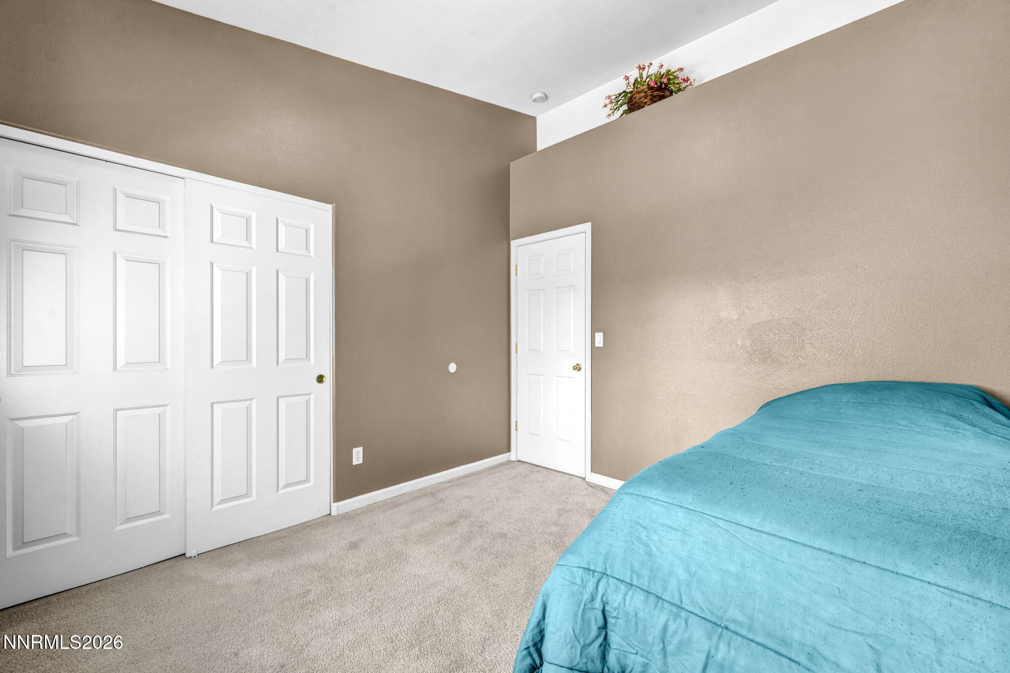 330 Sparrow Hawk Drive Property Photo 25
