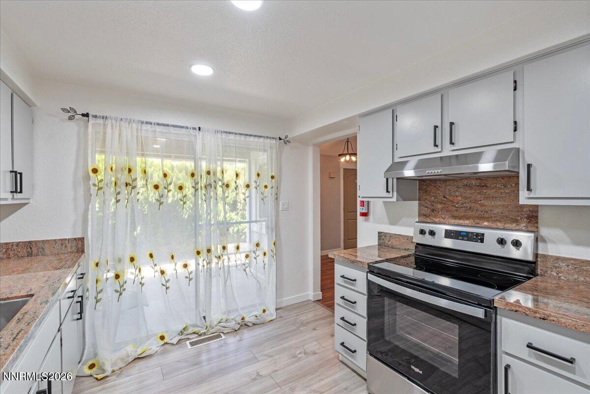 2392 Oppio Street Property Photo 11
